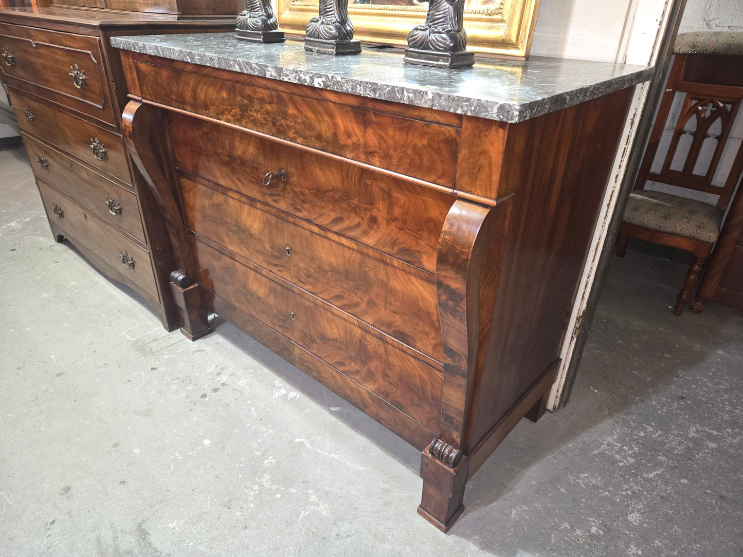 Mahogany Empire Commode with 5 drawers