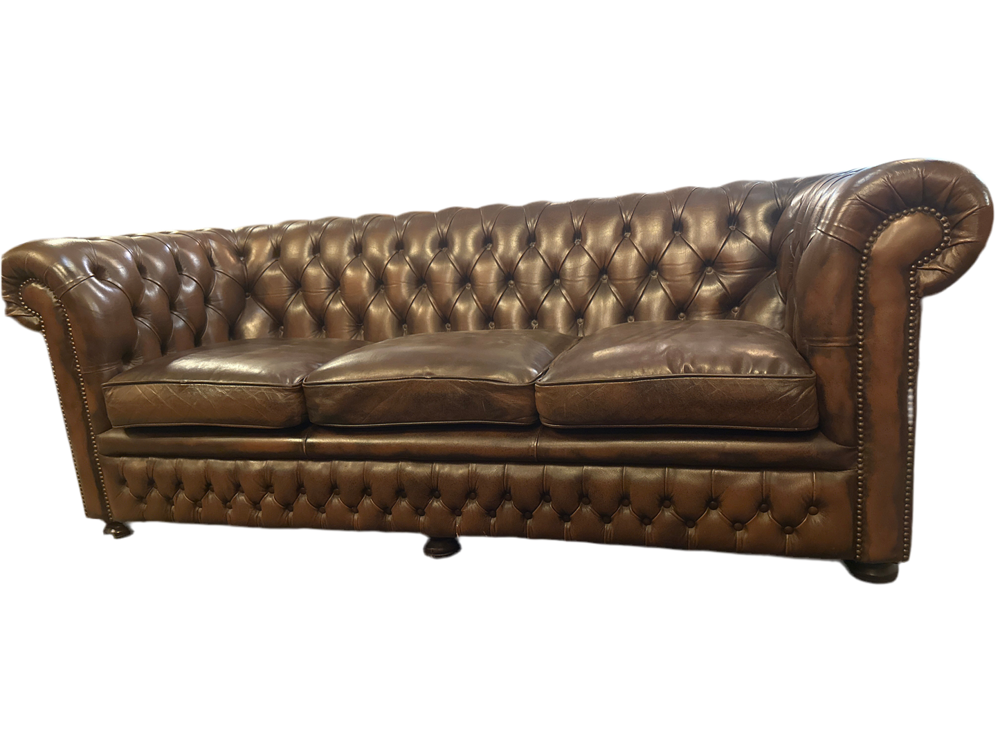 Mid 1900s Chesterfield sofa