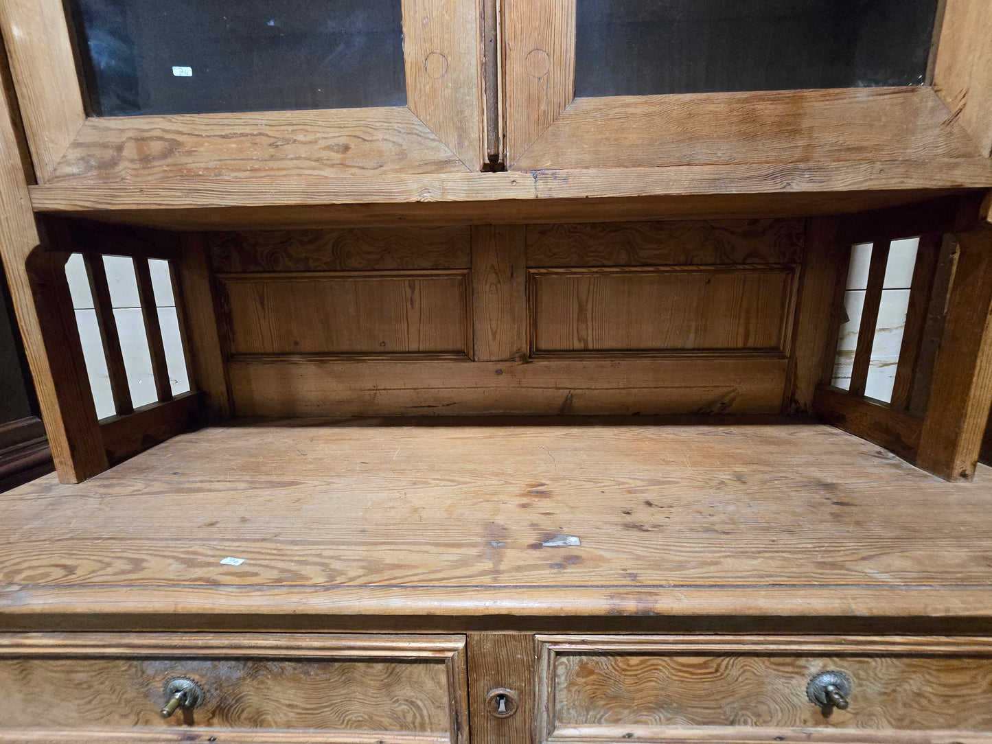 Pitch Pine Hutch