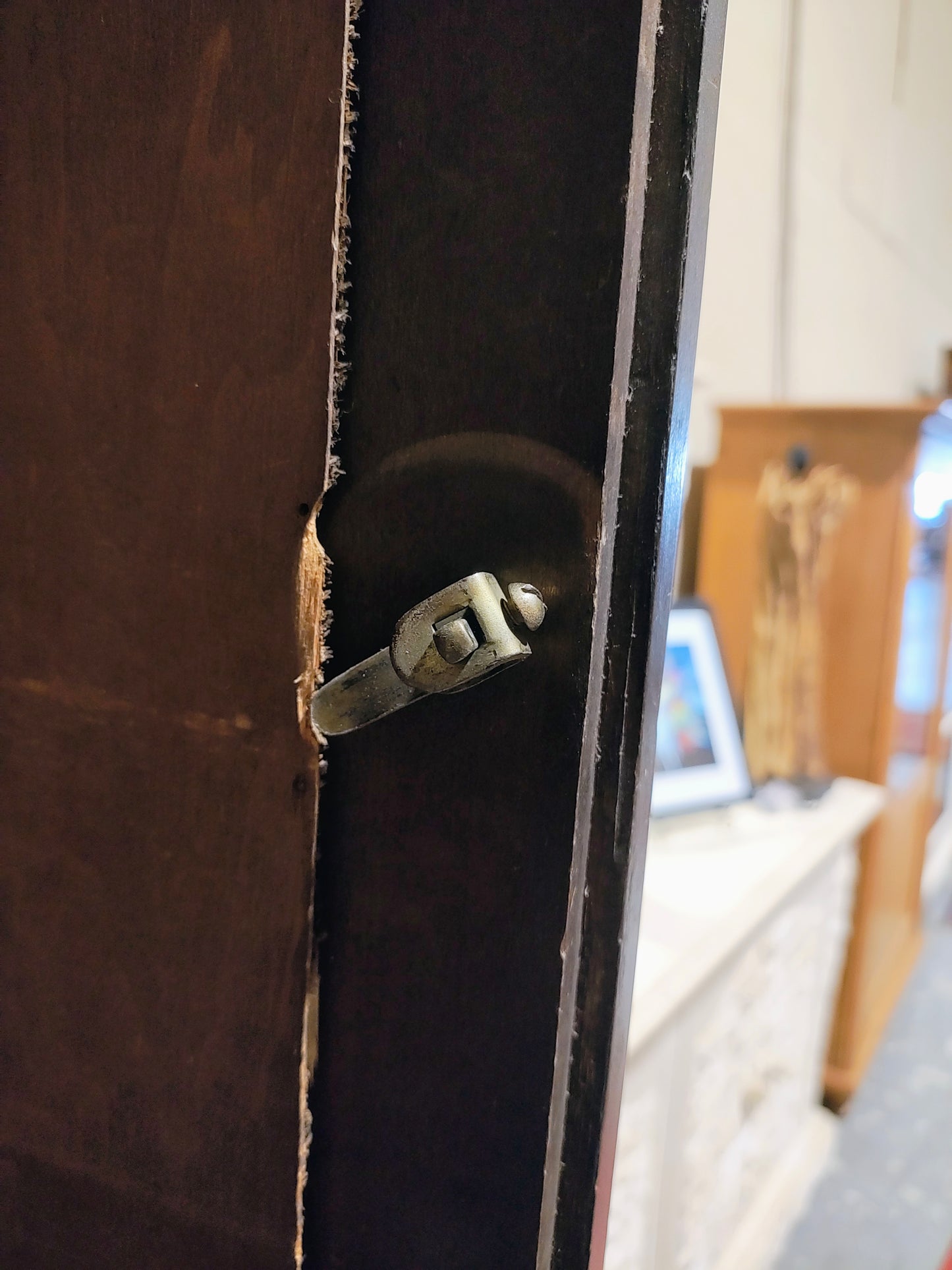 Late 1800s Victorian etched glass hutch