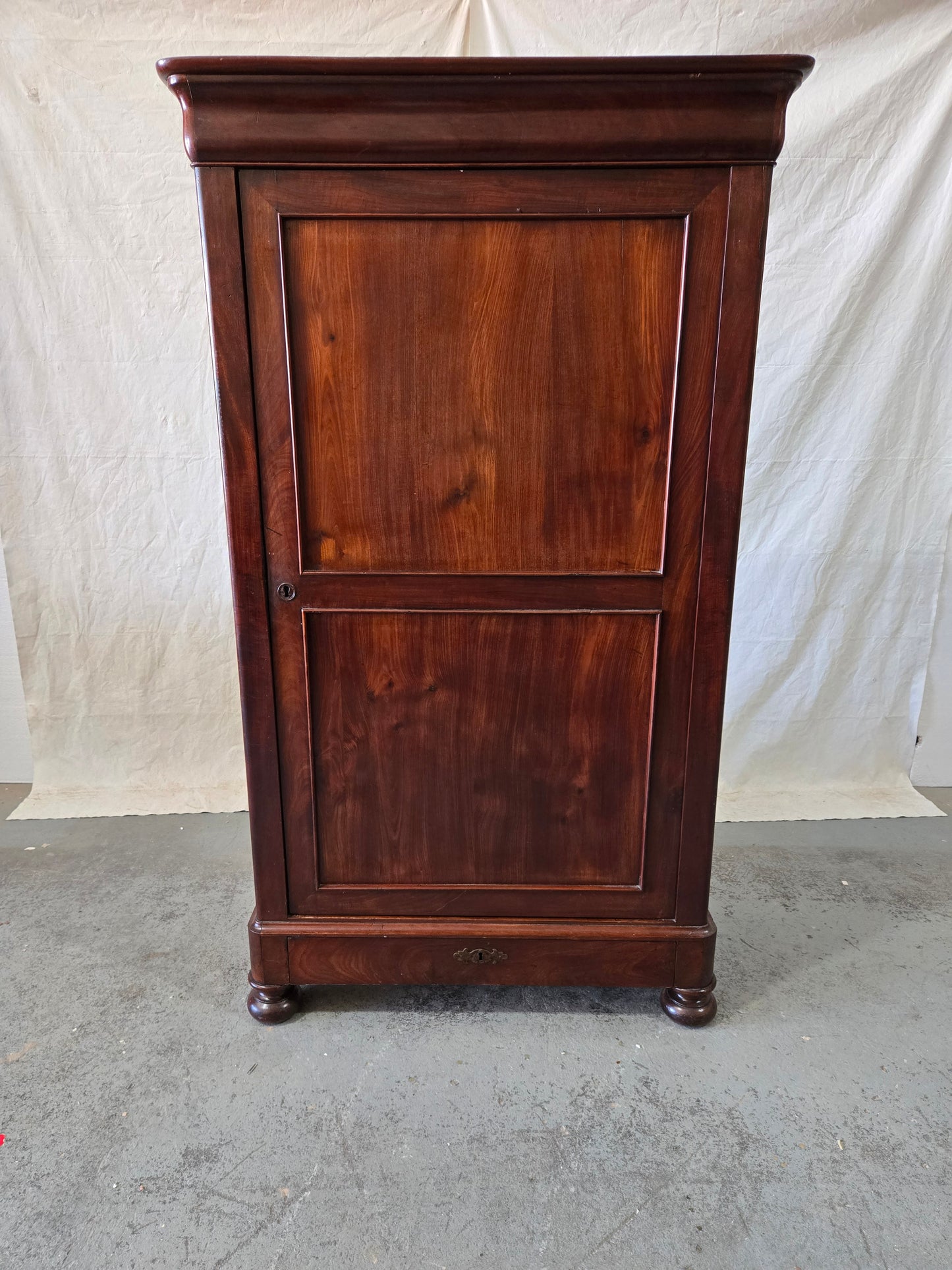 Mid 1800s LPH mahogany armoire