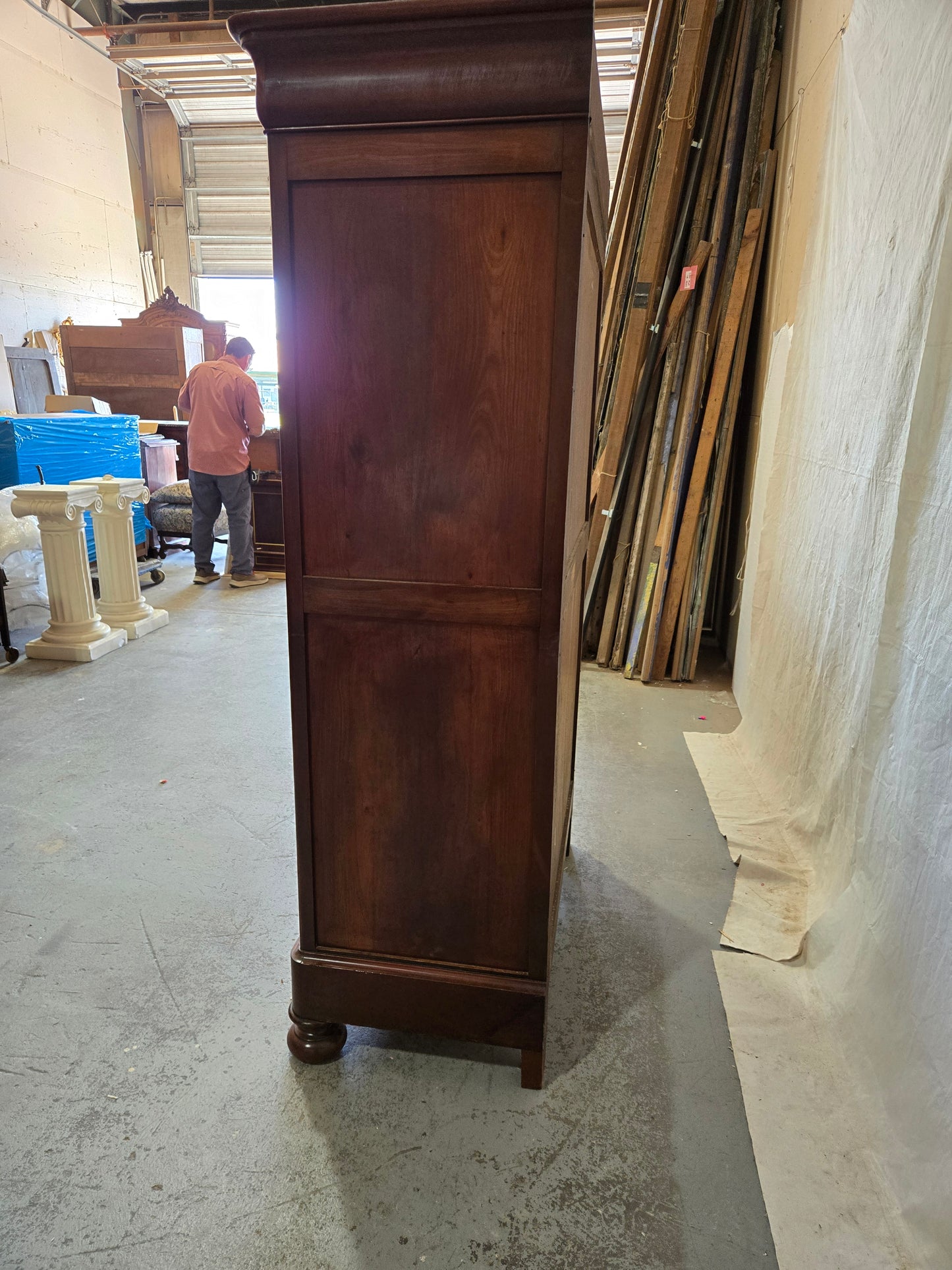 Mid 1800s LPH mahogany armoire