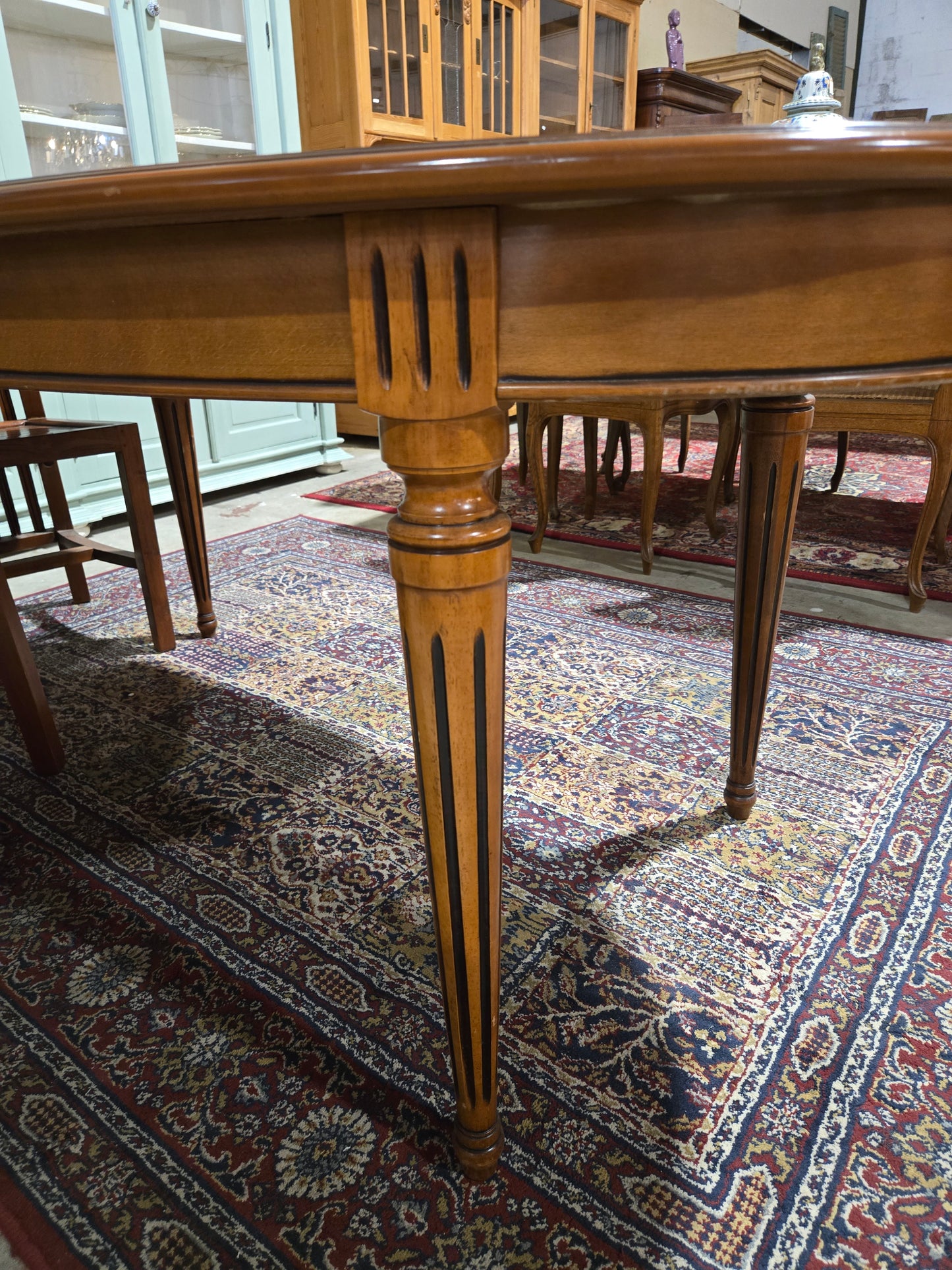 Early Century L16th Table