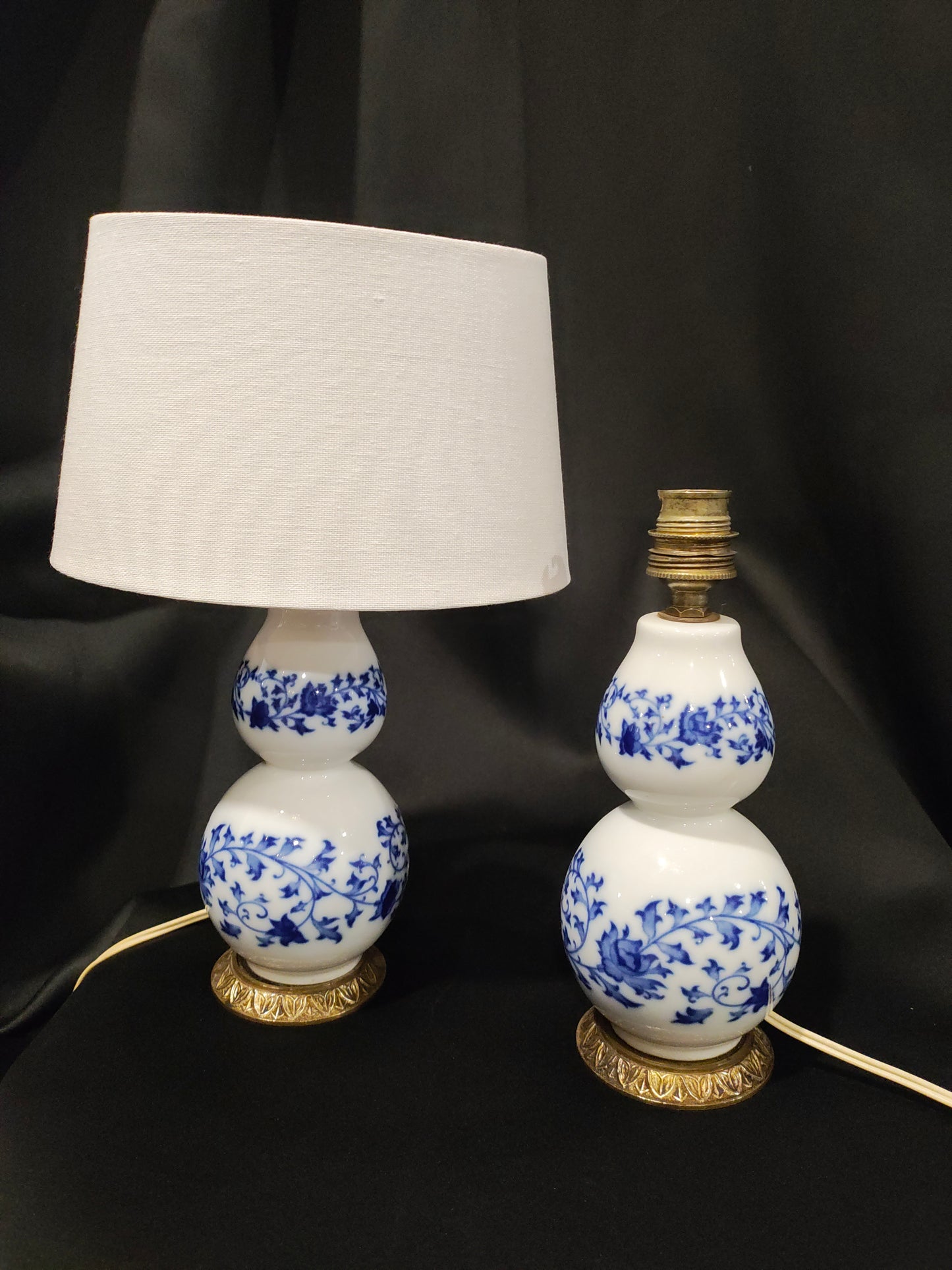 Pair of Chinoiserie Blue & White Double Gourd Porcelain Table Lamps with Gilt Lotus Bases