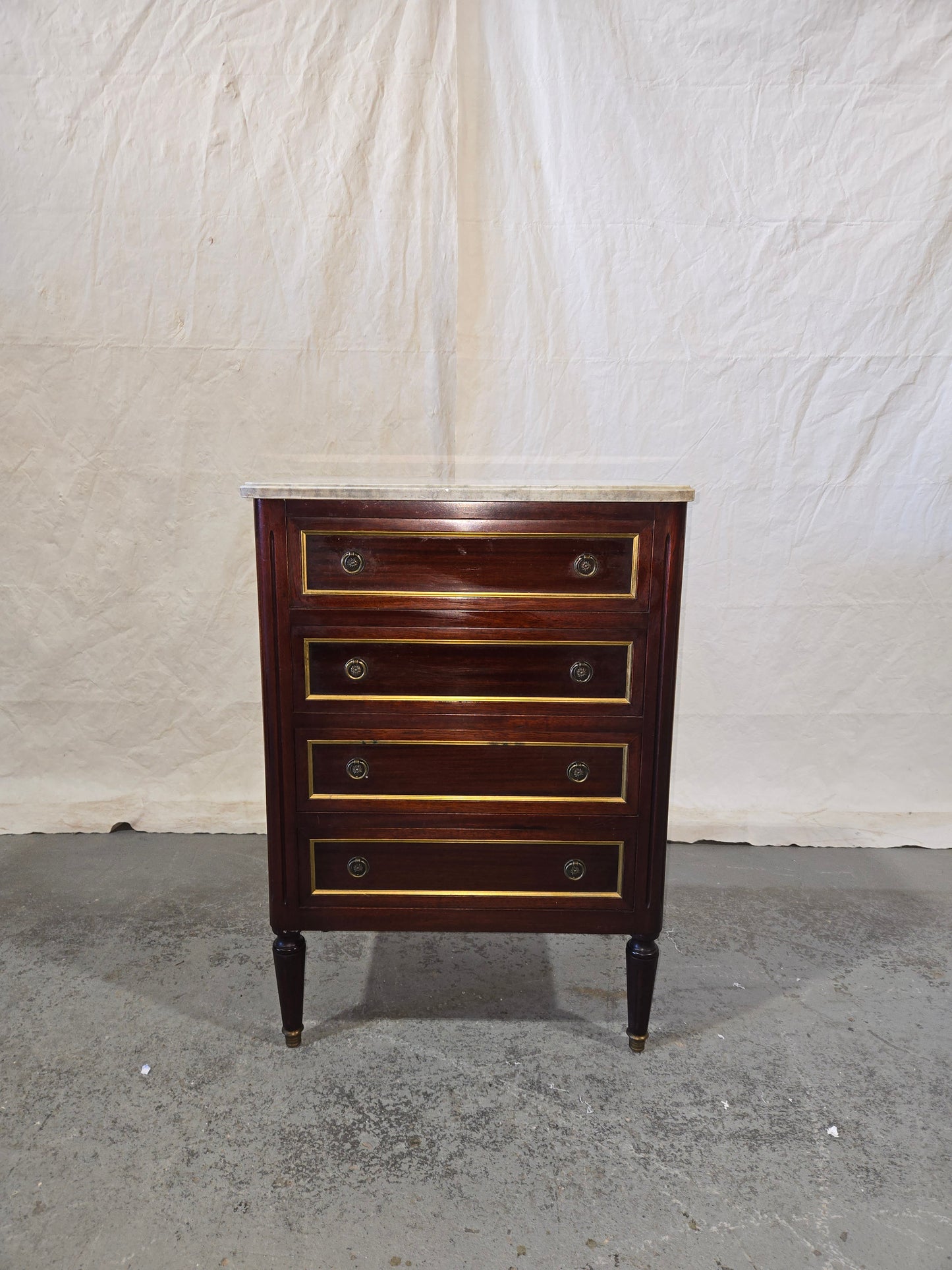 Early century LXVI petite commode