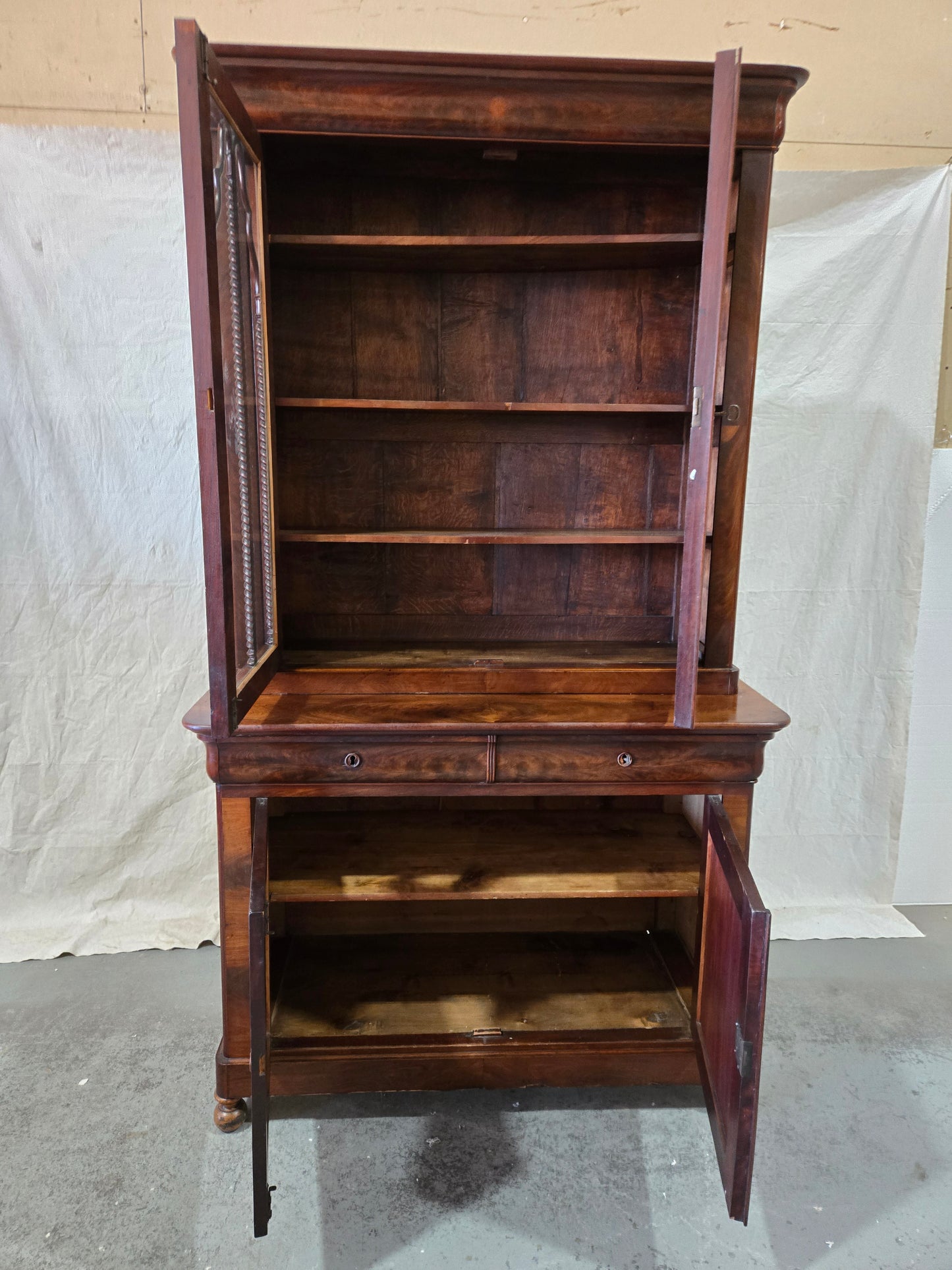 Late 1800s Louis Phillippe mahogany hutch