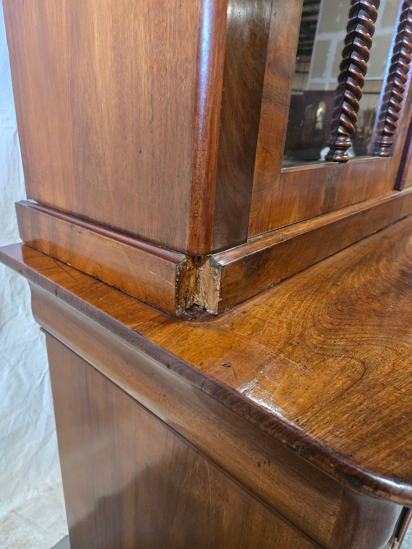 Late 1800s Louis Phillippe mahogany hutch