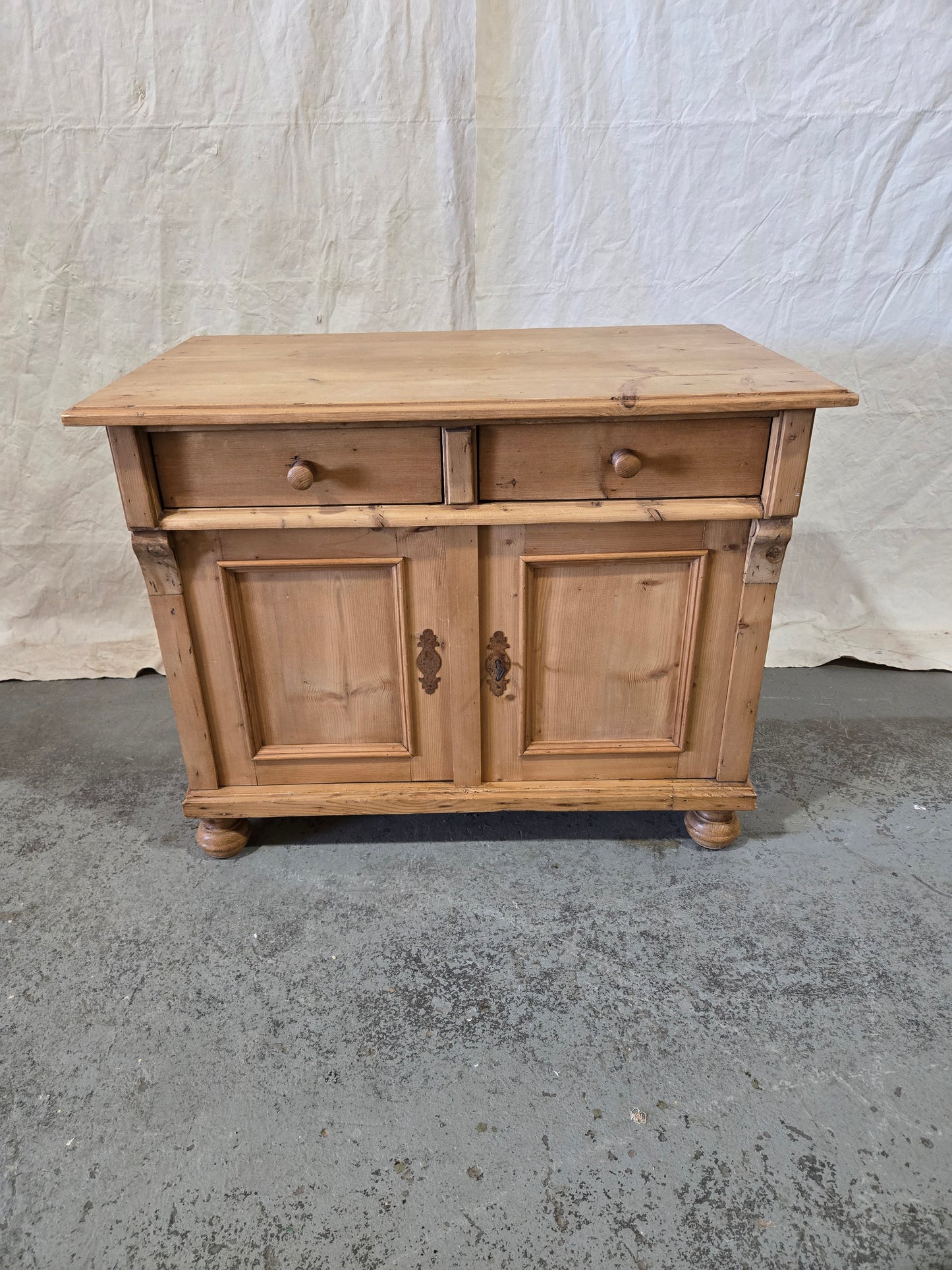 Late 1800s German pine buffet