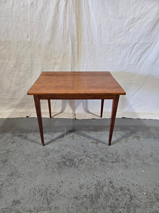 Late 1800s German pitch pine table