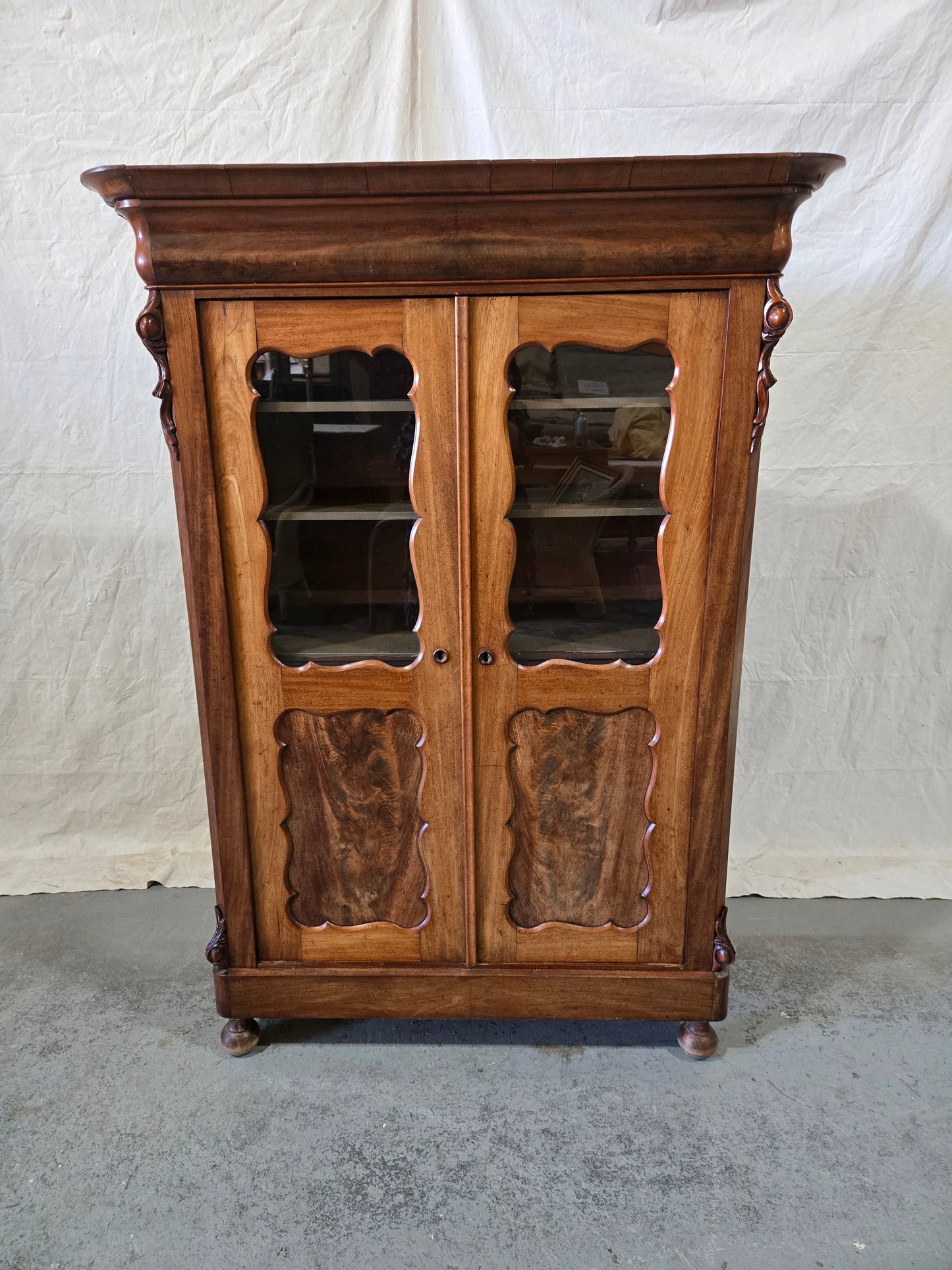 Late 1800s mahogany Louis Phillippe vitrine