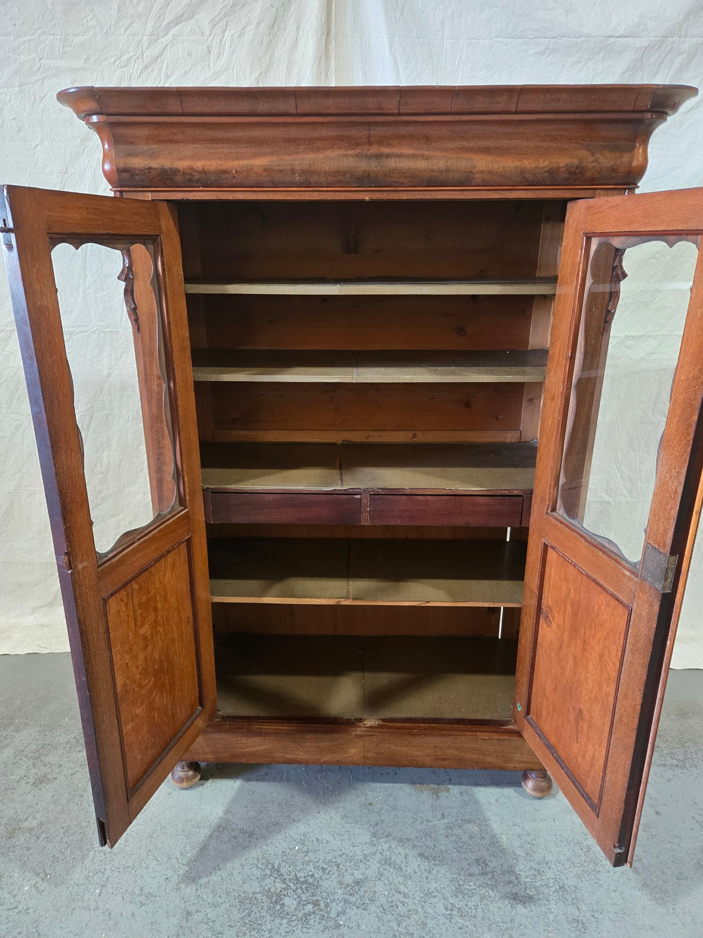 Late 1800s mahogany Louis Phillippe vitrine