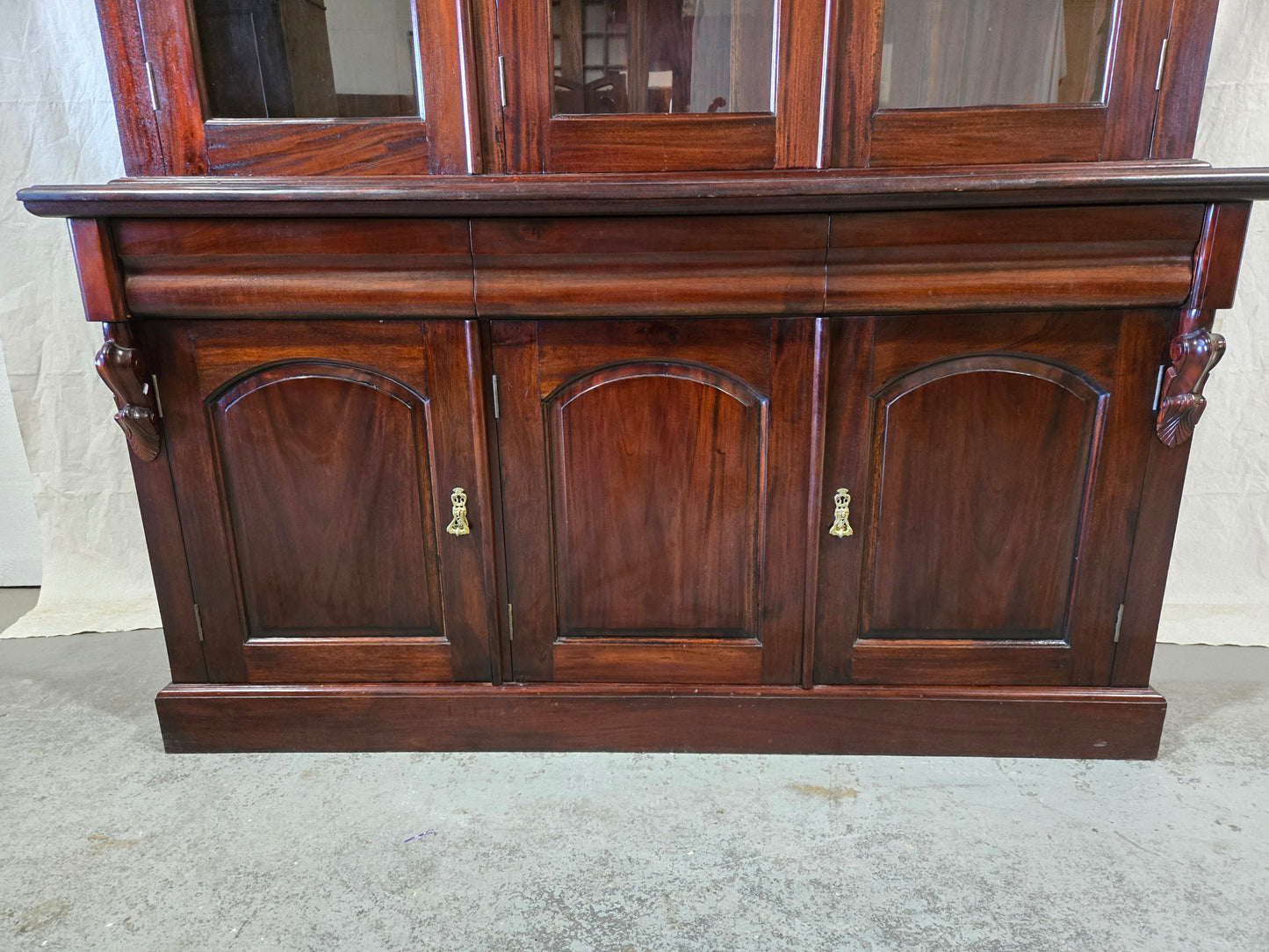 Early century LPH mahogany hutch