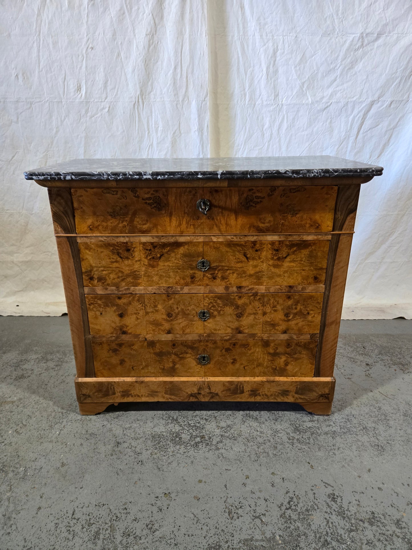 Late century LPH walnut commode W/M