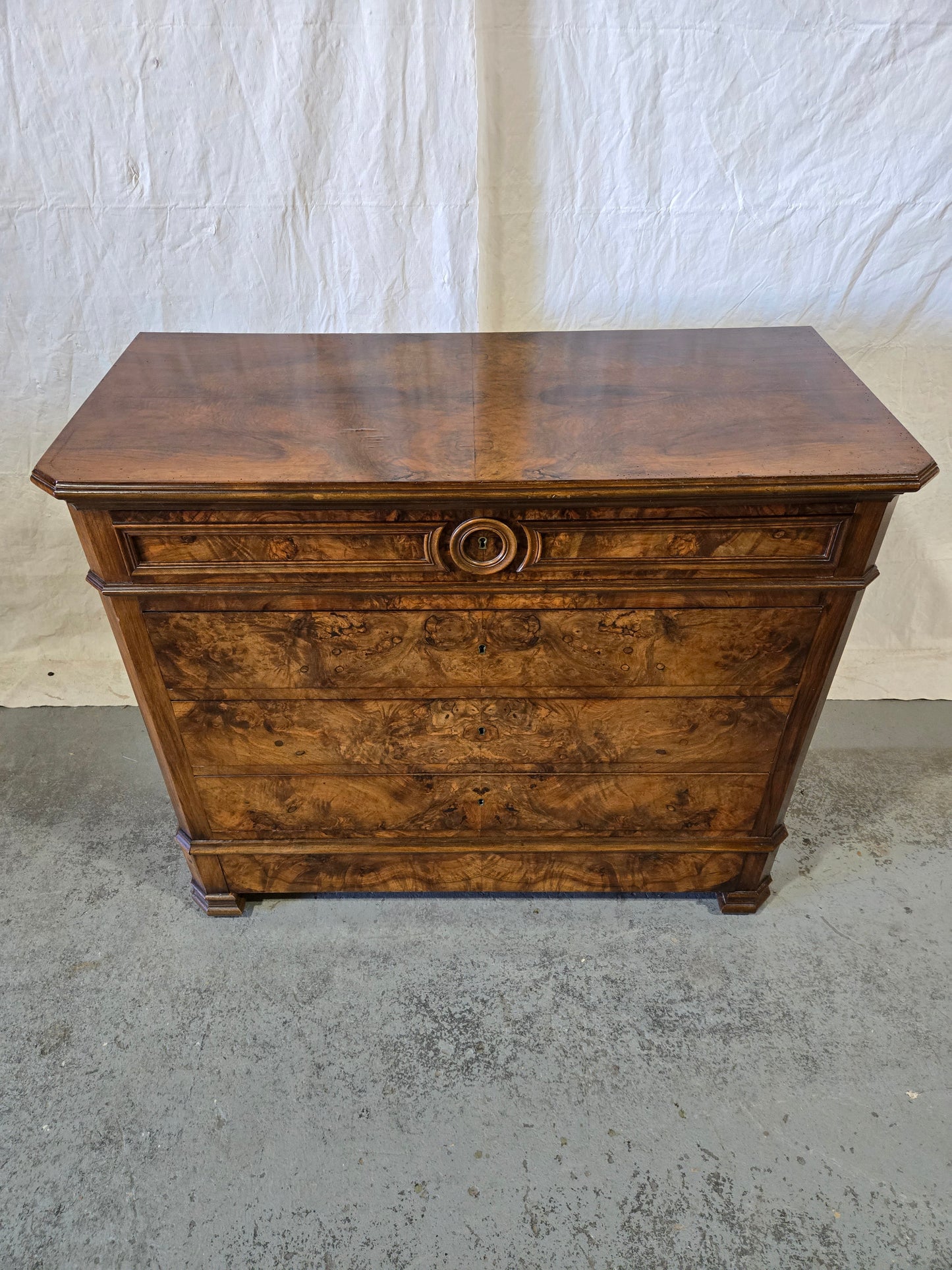 Late century LPH commode