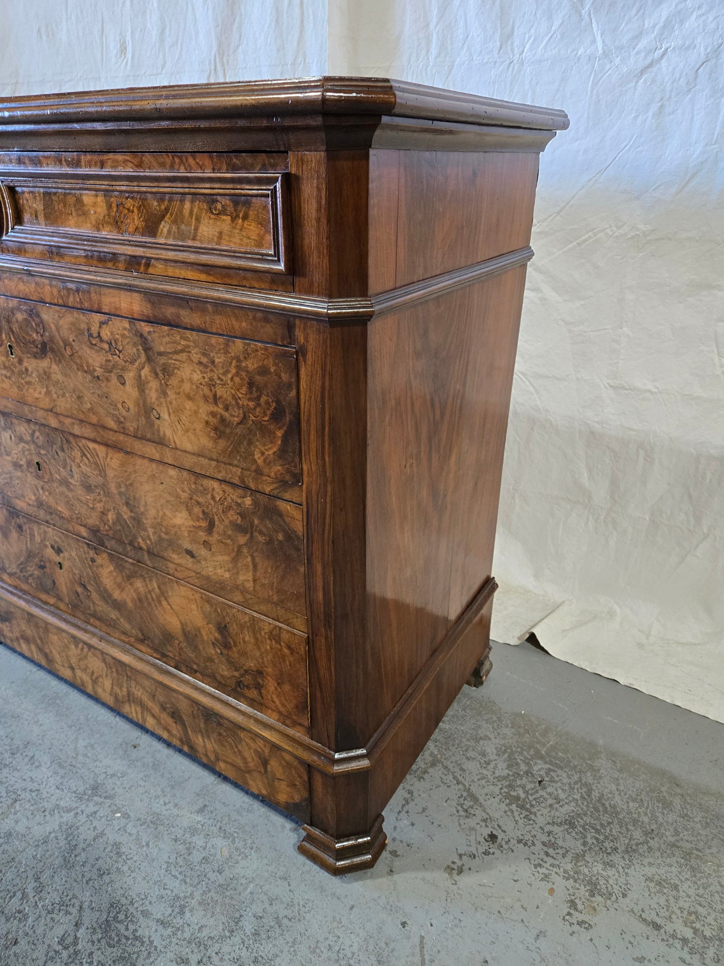 Late century LPH commode