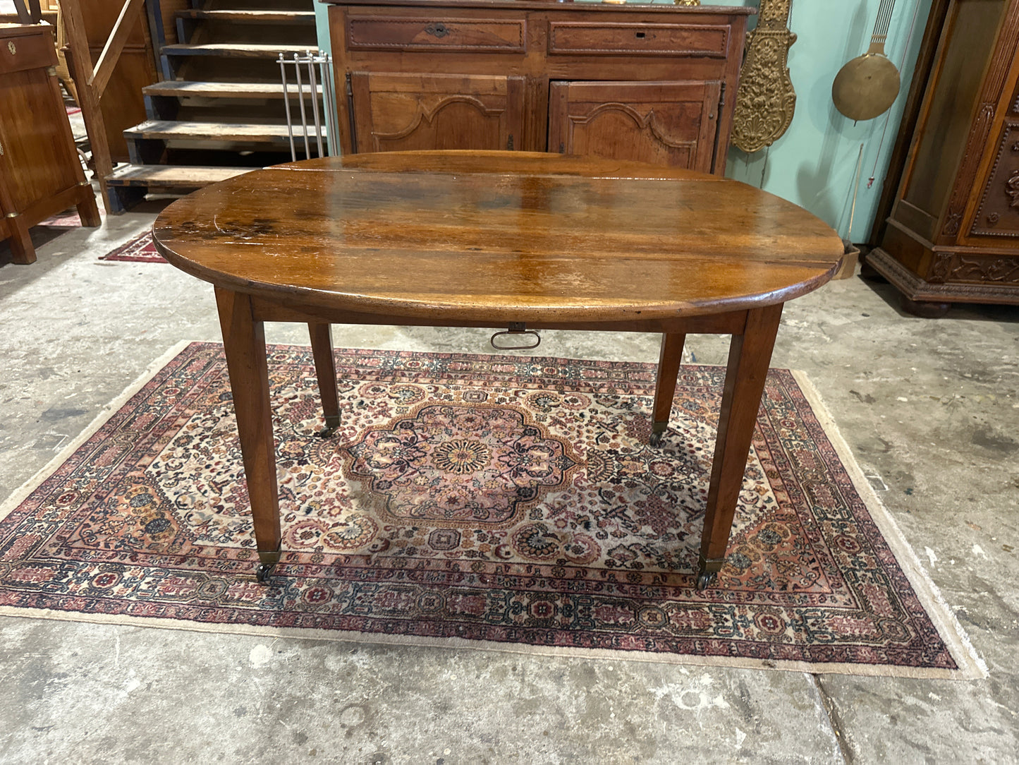 Mid 1800s American Drop Leaf Table