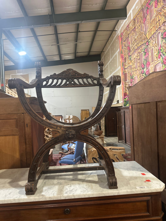 Late 1900s Savonarola style chair