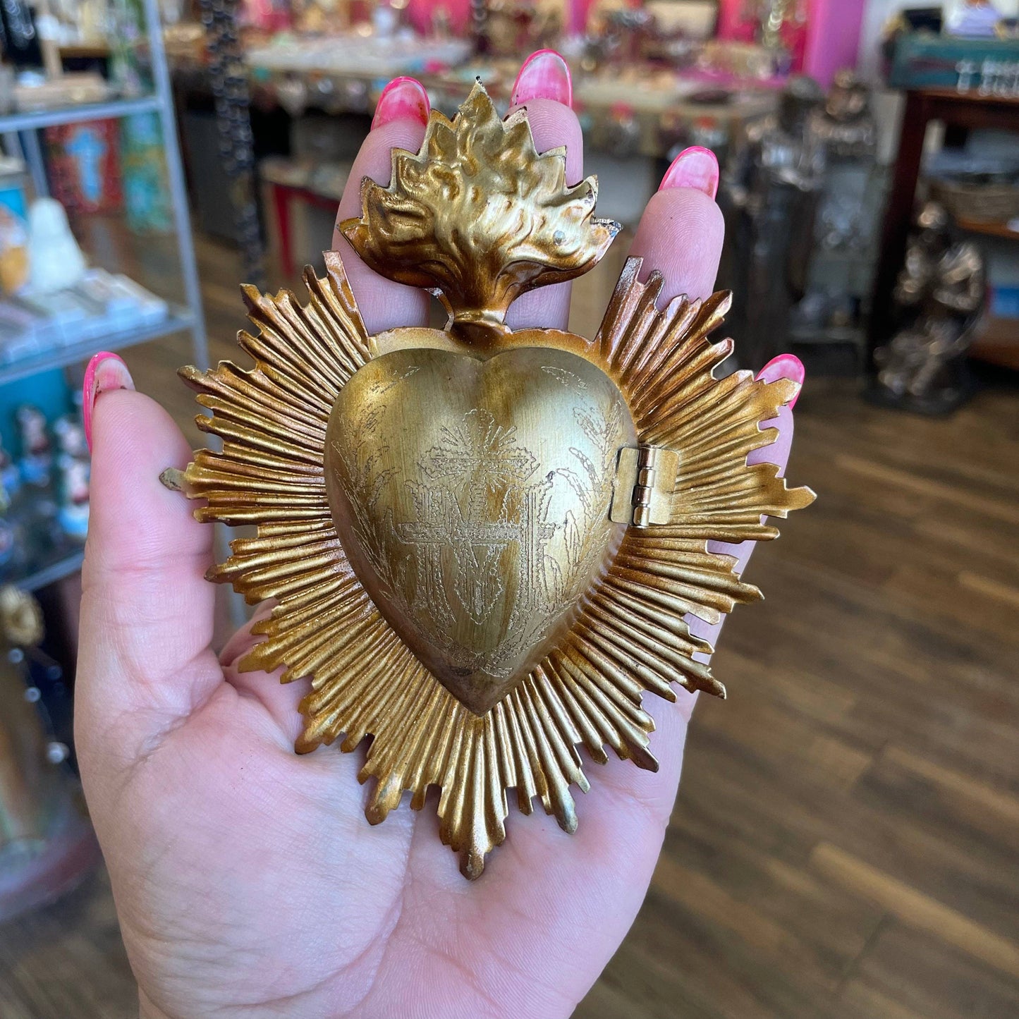 Flaming Sacred Heart 5" Box