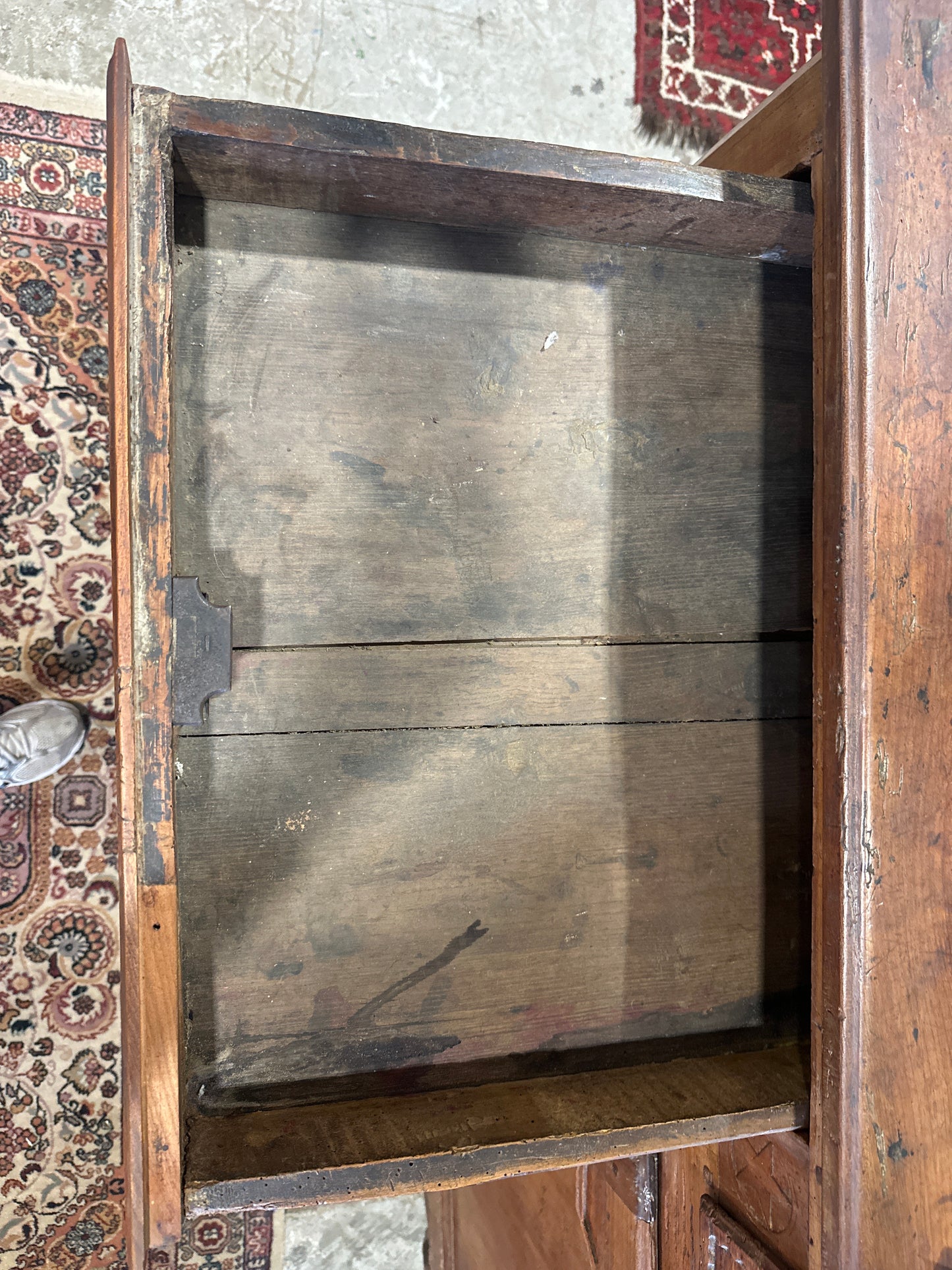 18th Century Provençal Walnut Buffet, Circa 1780