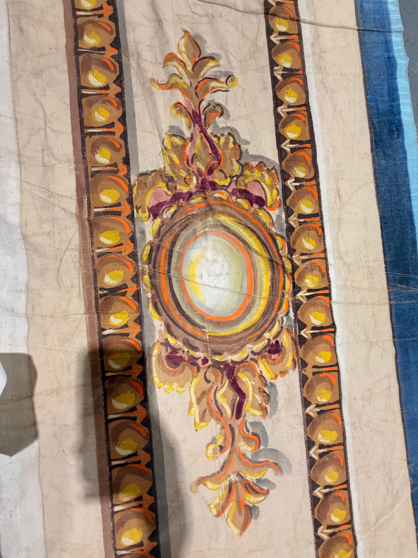 Krewe of mystick Fancy Pillar