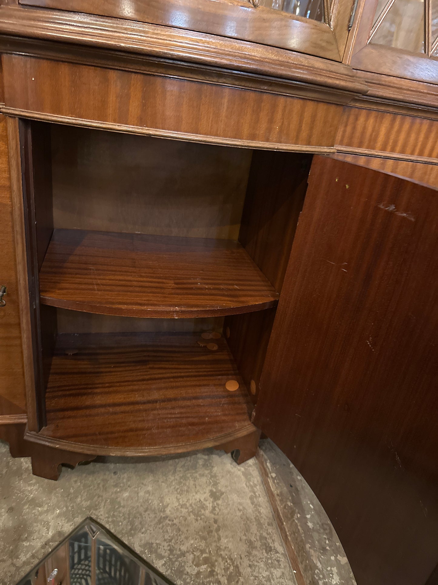 Mid 1900s Georgian mahogany breakfront China cabinet