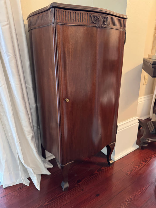 Antiquo Mahogany Sheet Music Chest