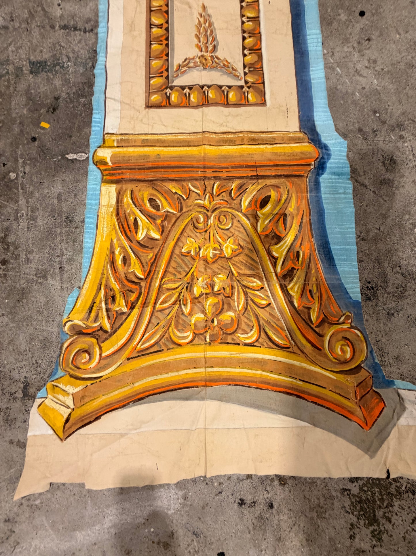 Krewe of mystick Fancy Pillar