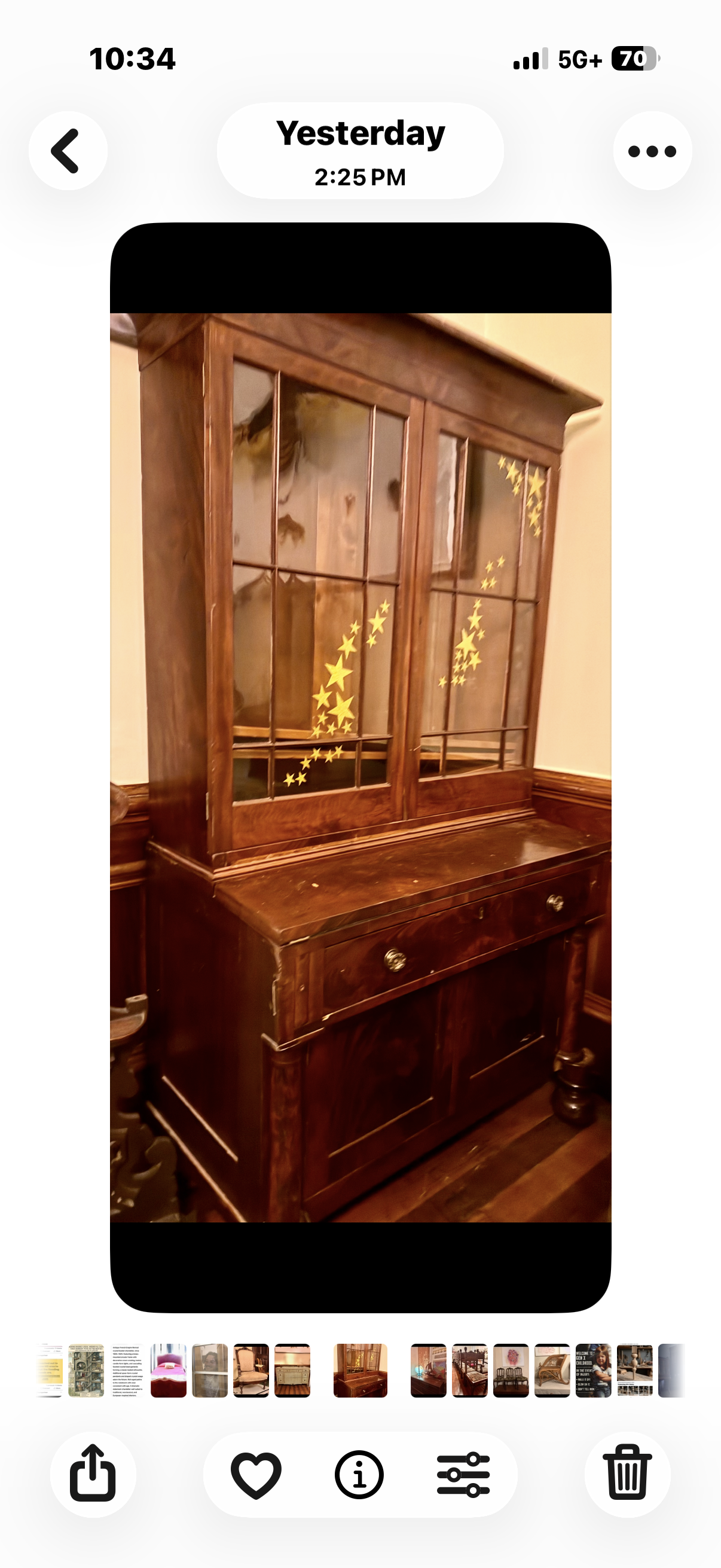 Mahogany veneer hutch