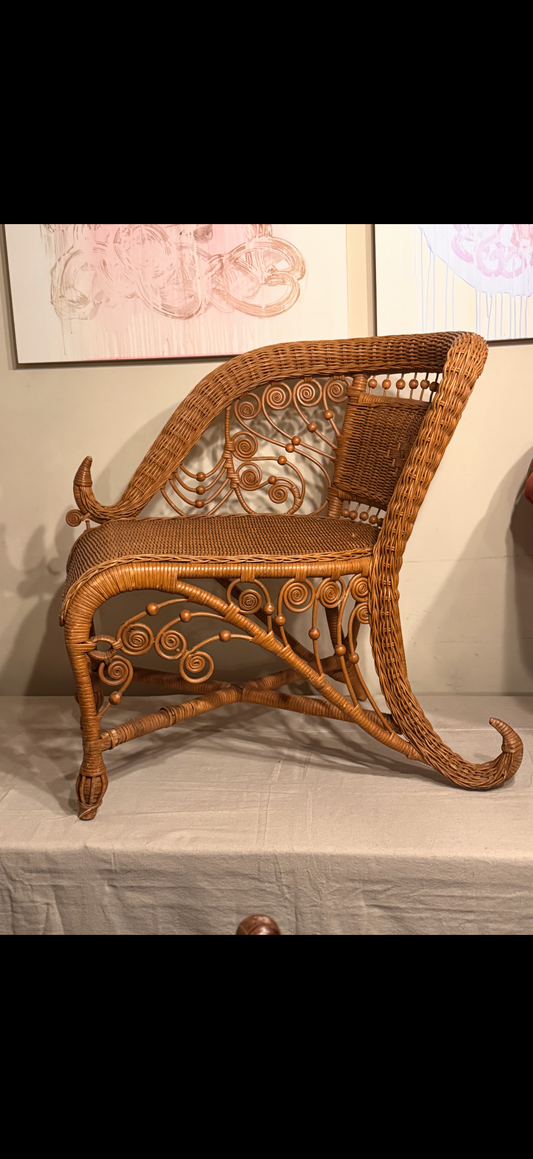 Wicker fainting chair