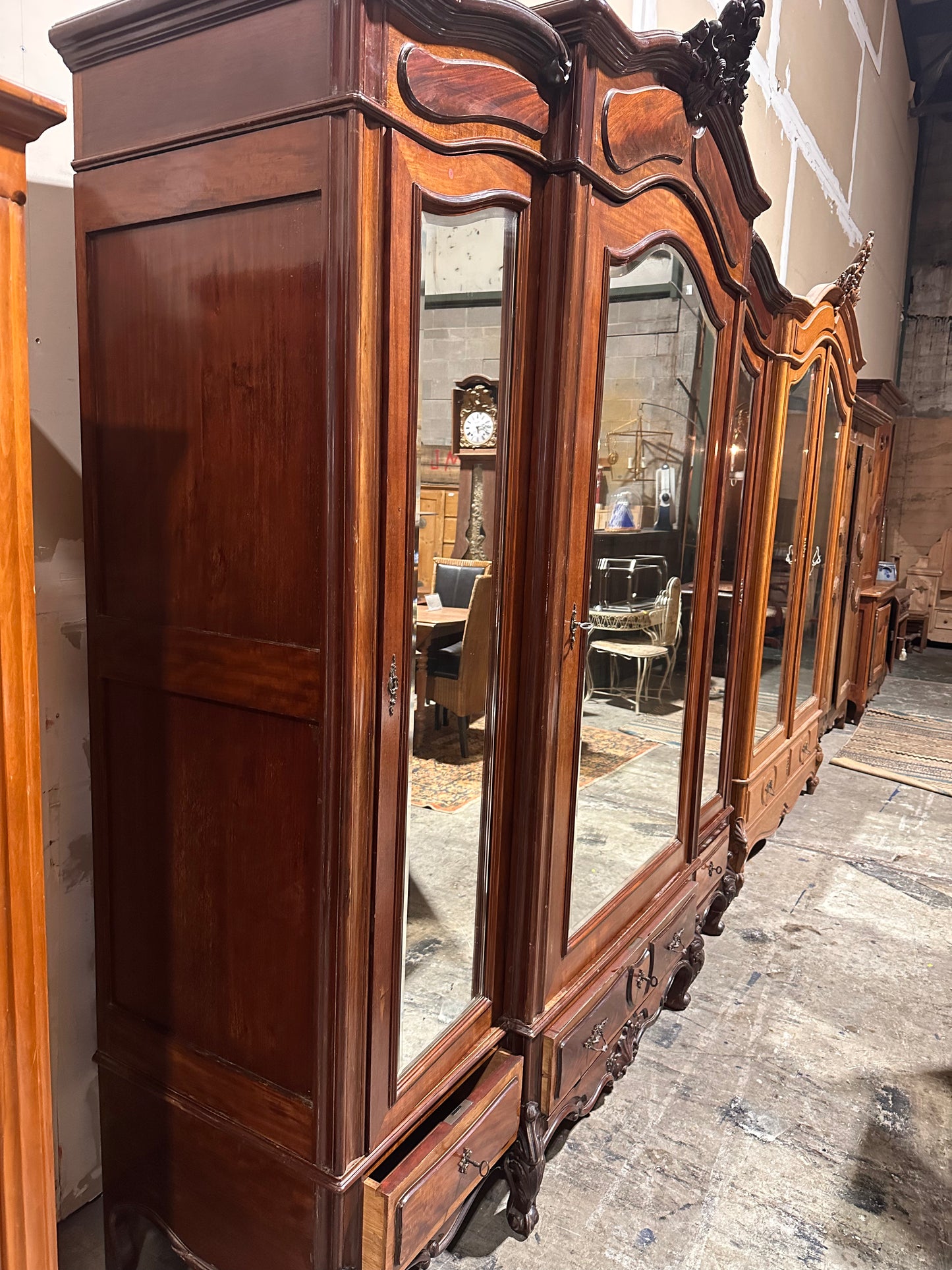 Late 19th century LXV 3 mirrored armoire