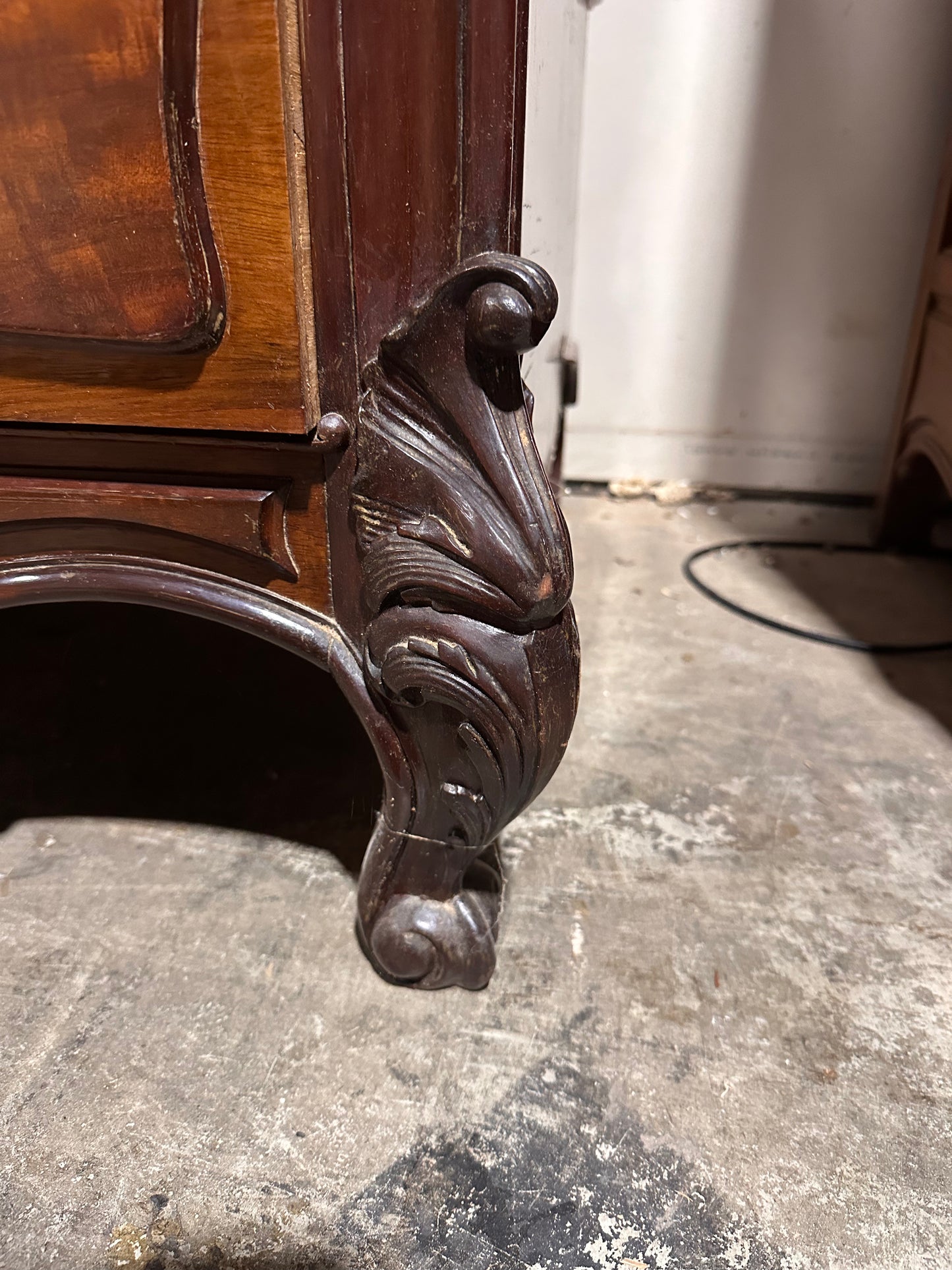 Late 19th century LXV 3 mirrored armoire