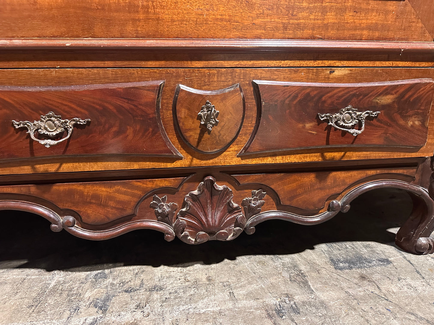 Late 19th century LXV 3 mirrored armoire