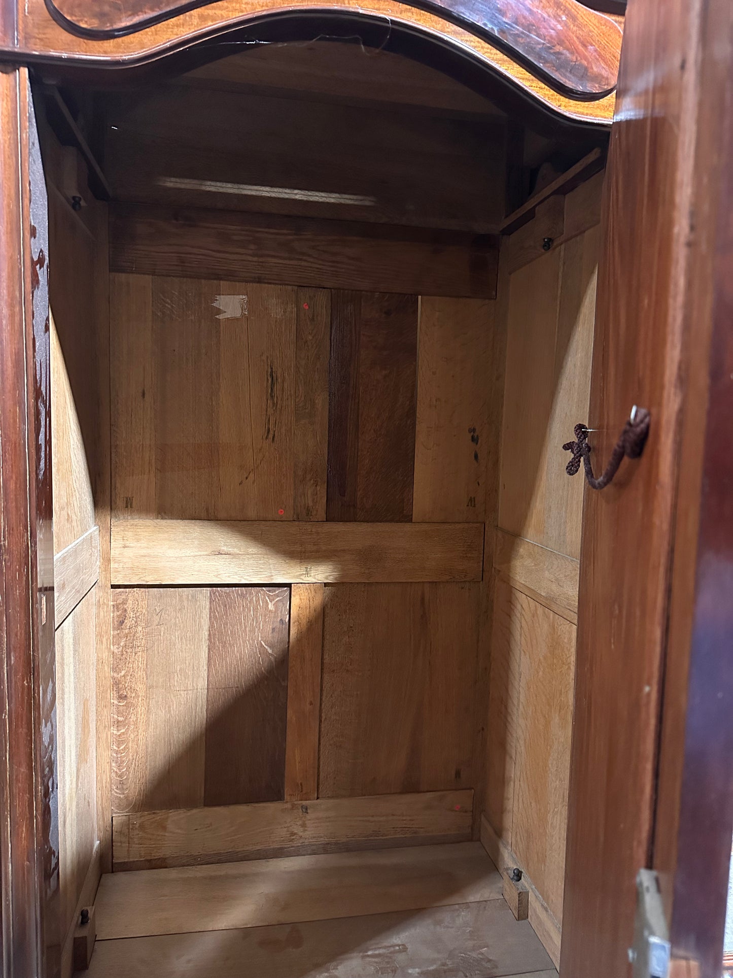 Late 19th century LXV 3 mirrored armoire