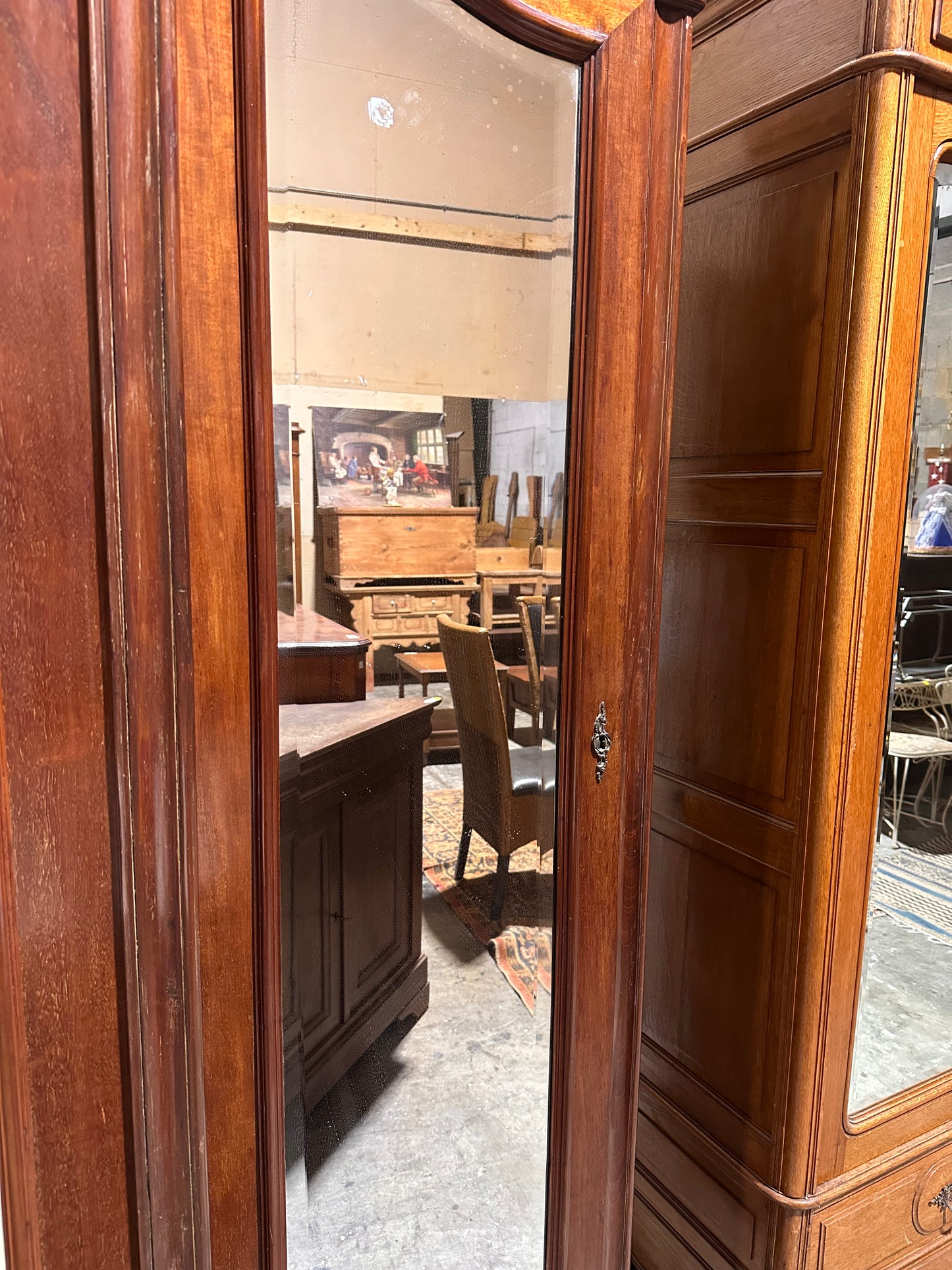 Late 19th century LXV 3 mirrored armoire