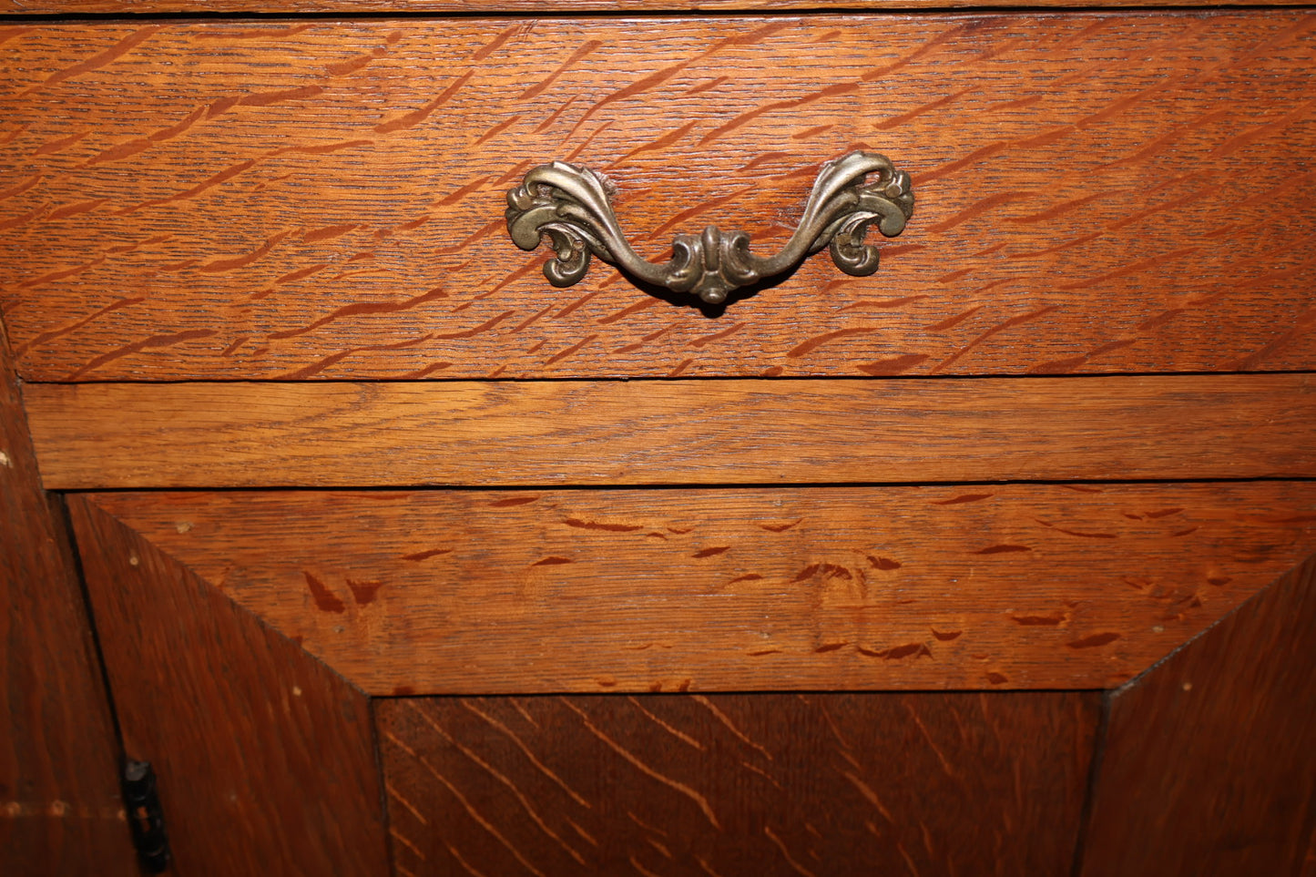 OAK SIDEBOARD 1900 BELGIUM