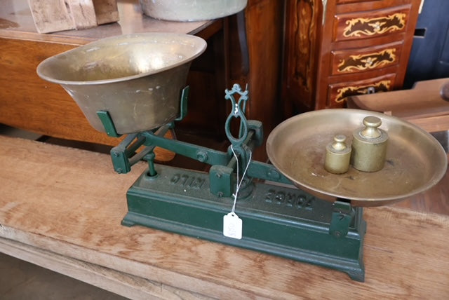 Vintage Brass Scale