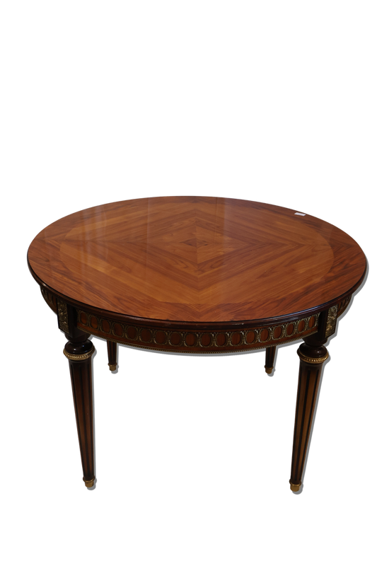 1970's L16th Maple Round Table with Leaf