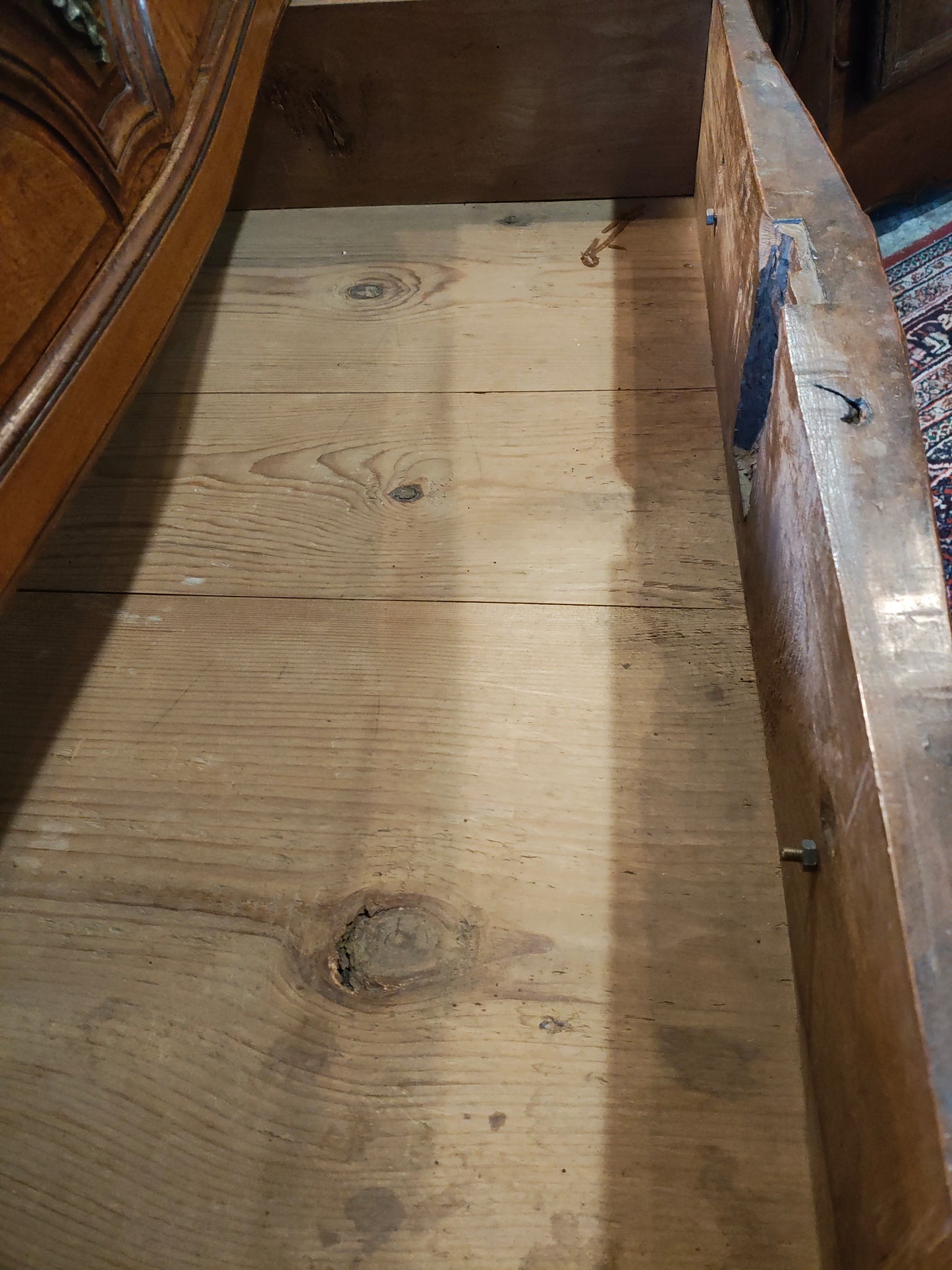 Late 18th-Century French Provincial Walnut Wedding Commode