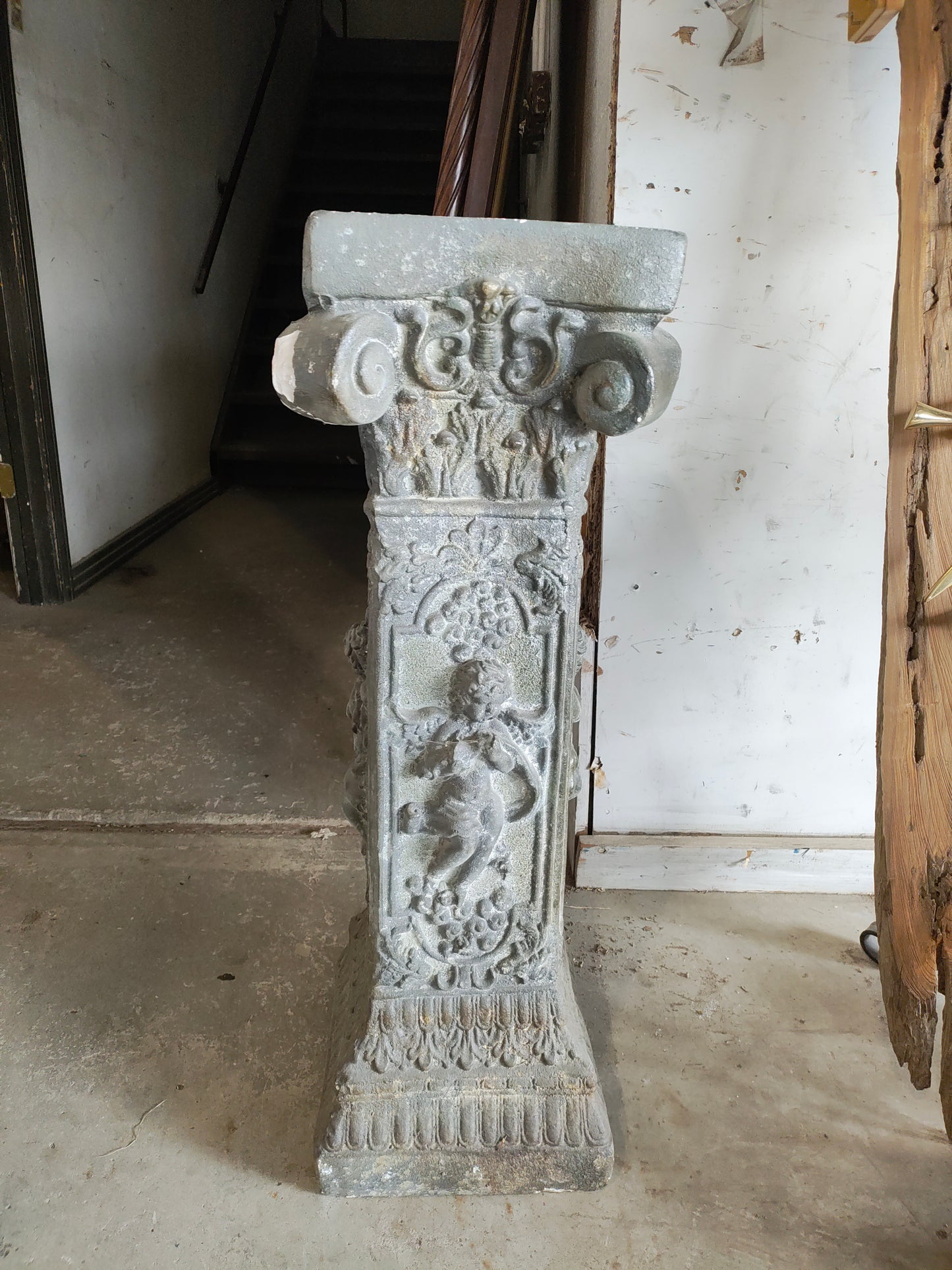 Neoclassical Style Cherub Pedestal with Ionic Capital – Painted Plaster