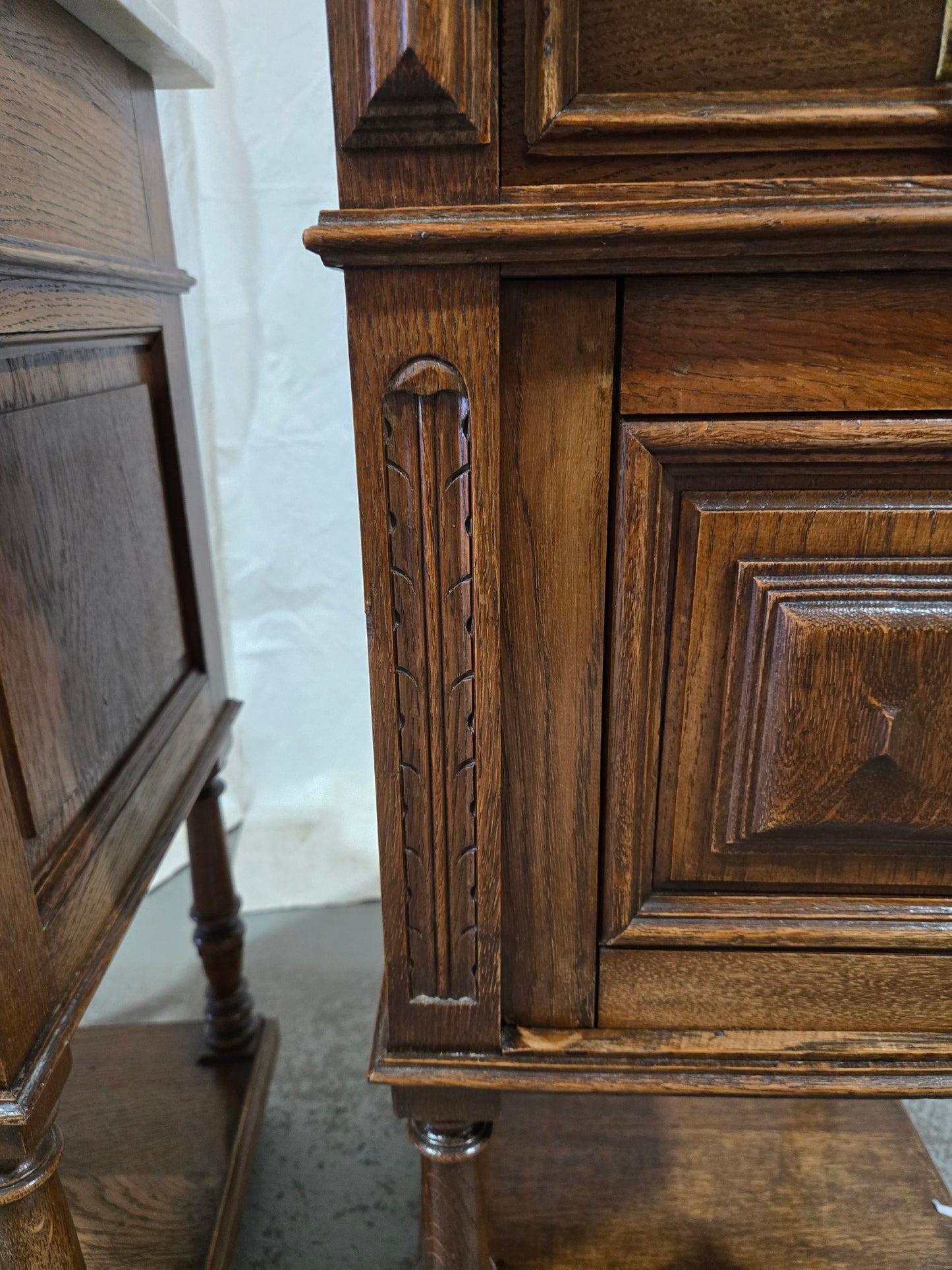 Late 1800s French Revival Oak Nightstand Pair