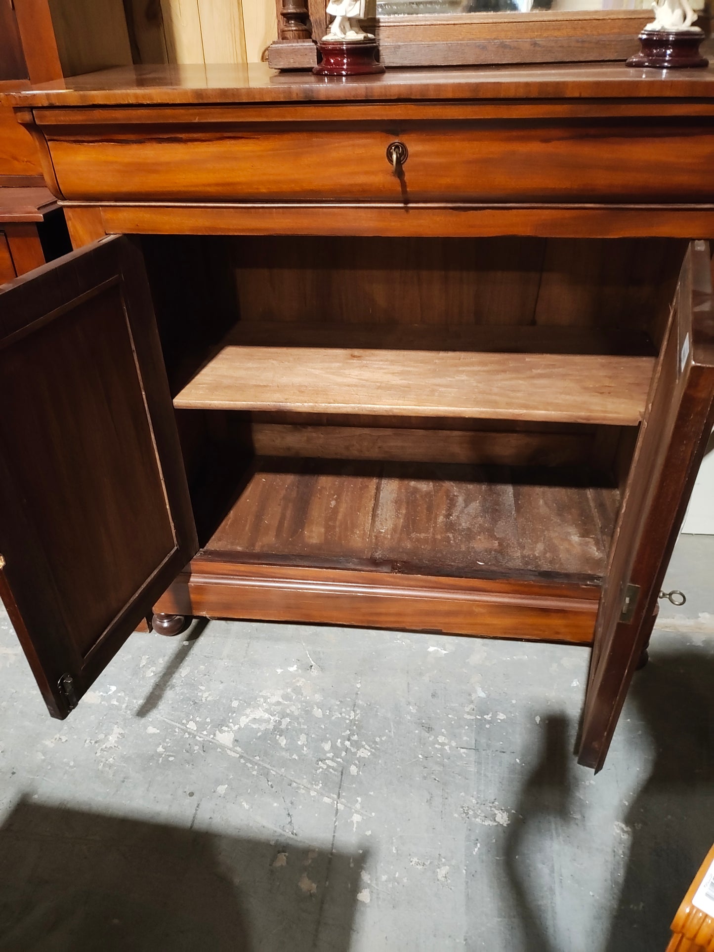 Mid 1800s LPH mahogany buffet