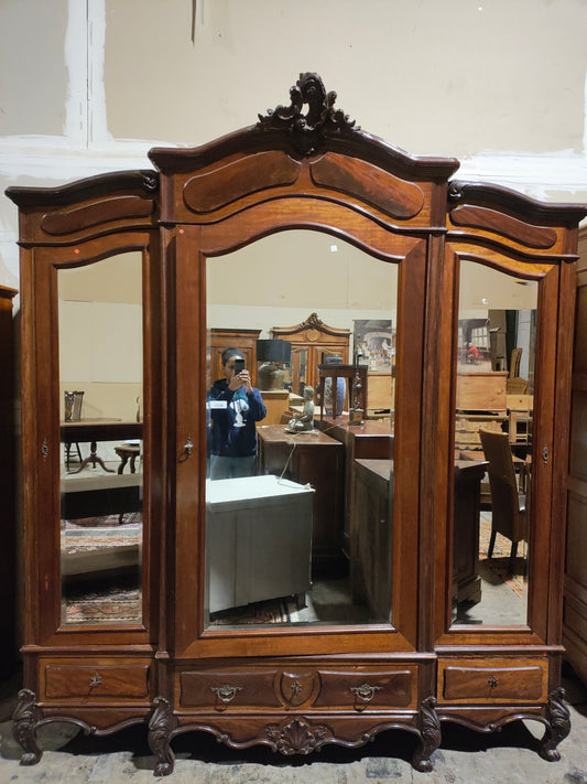 Late 19th century LXV 3 mirrored armoire