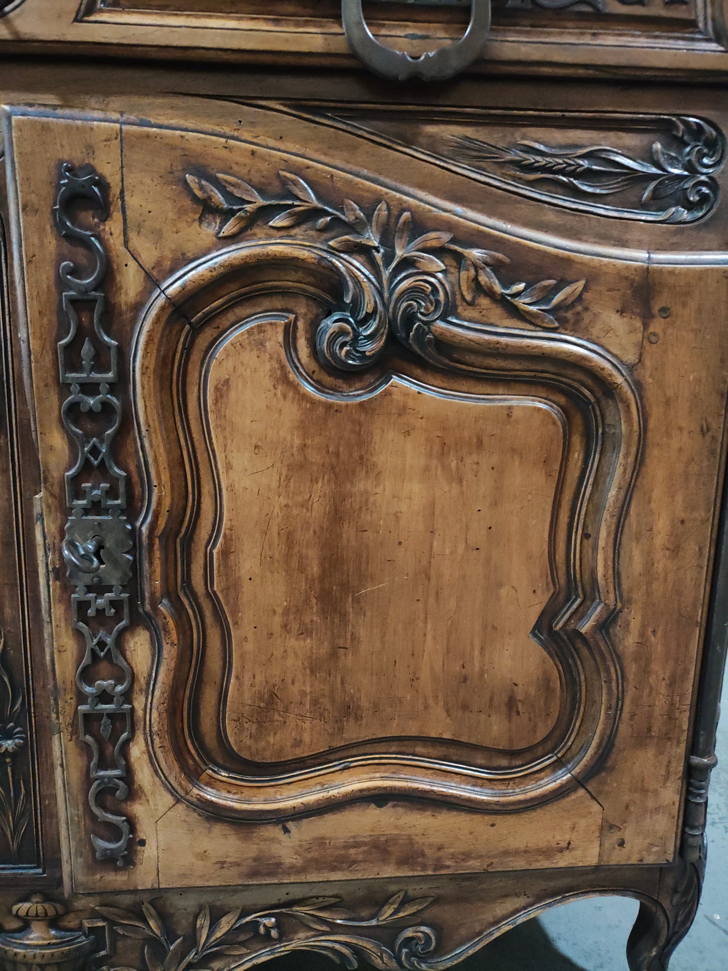 Mid-19th Century French Provincial Buffet à Deux Corps, Circa 1850