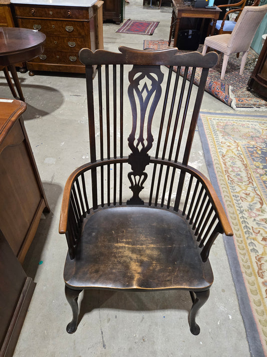 Mid 1900s Windsor style chair