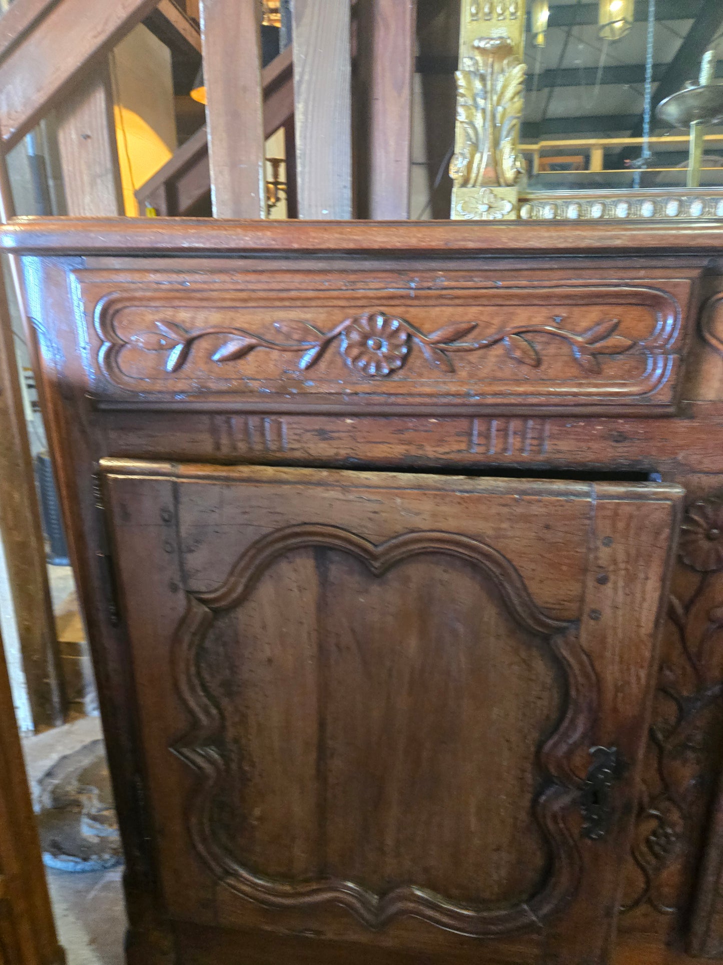 C. 1700s Wedding heart carved Sideboard louis 15th style