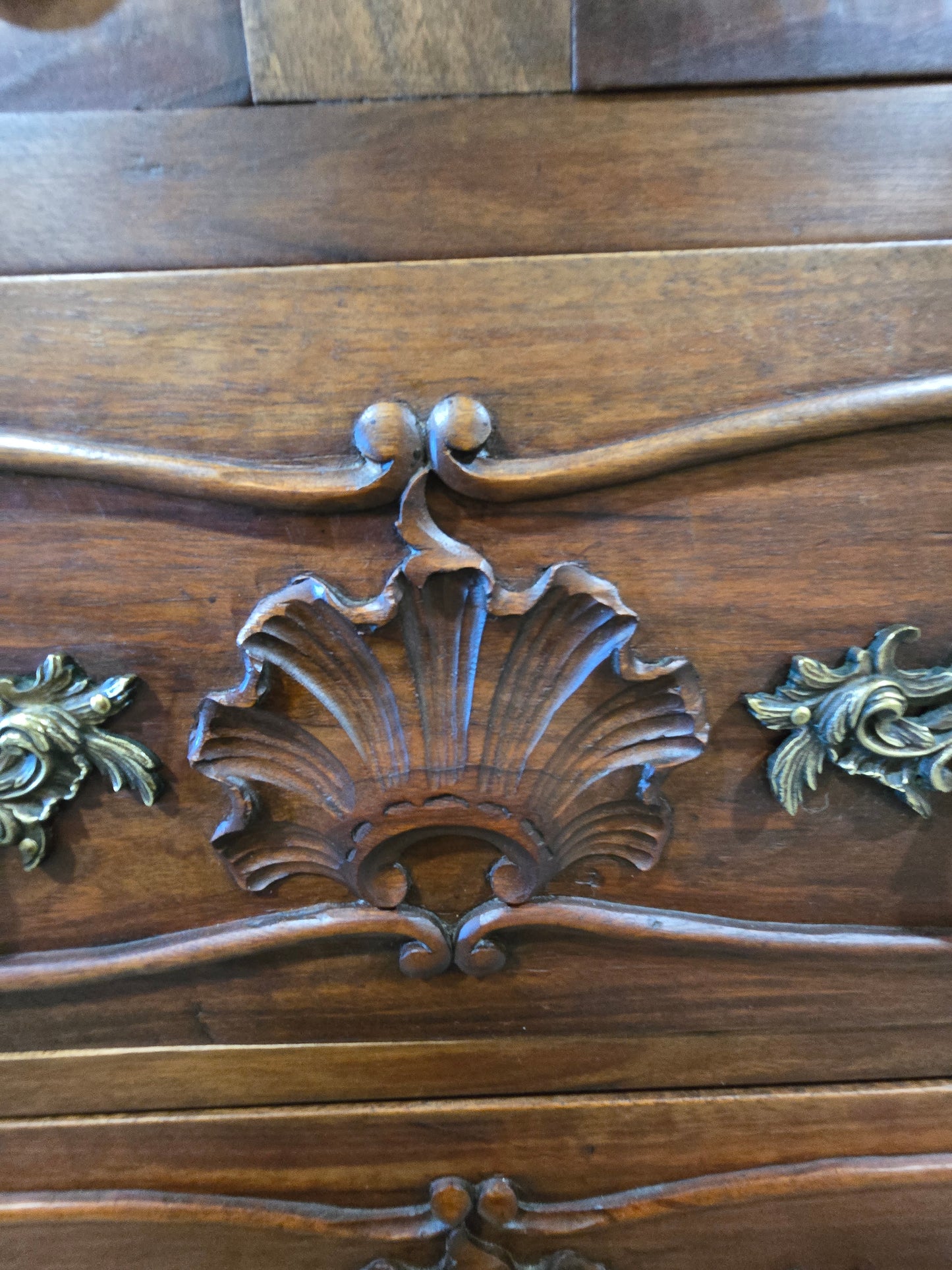 Late 1800s Louis XV oak commode with marble