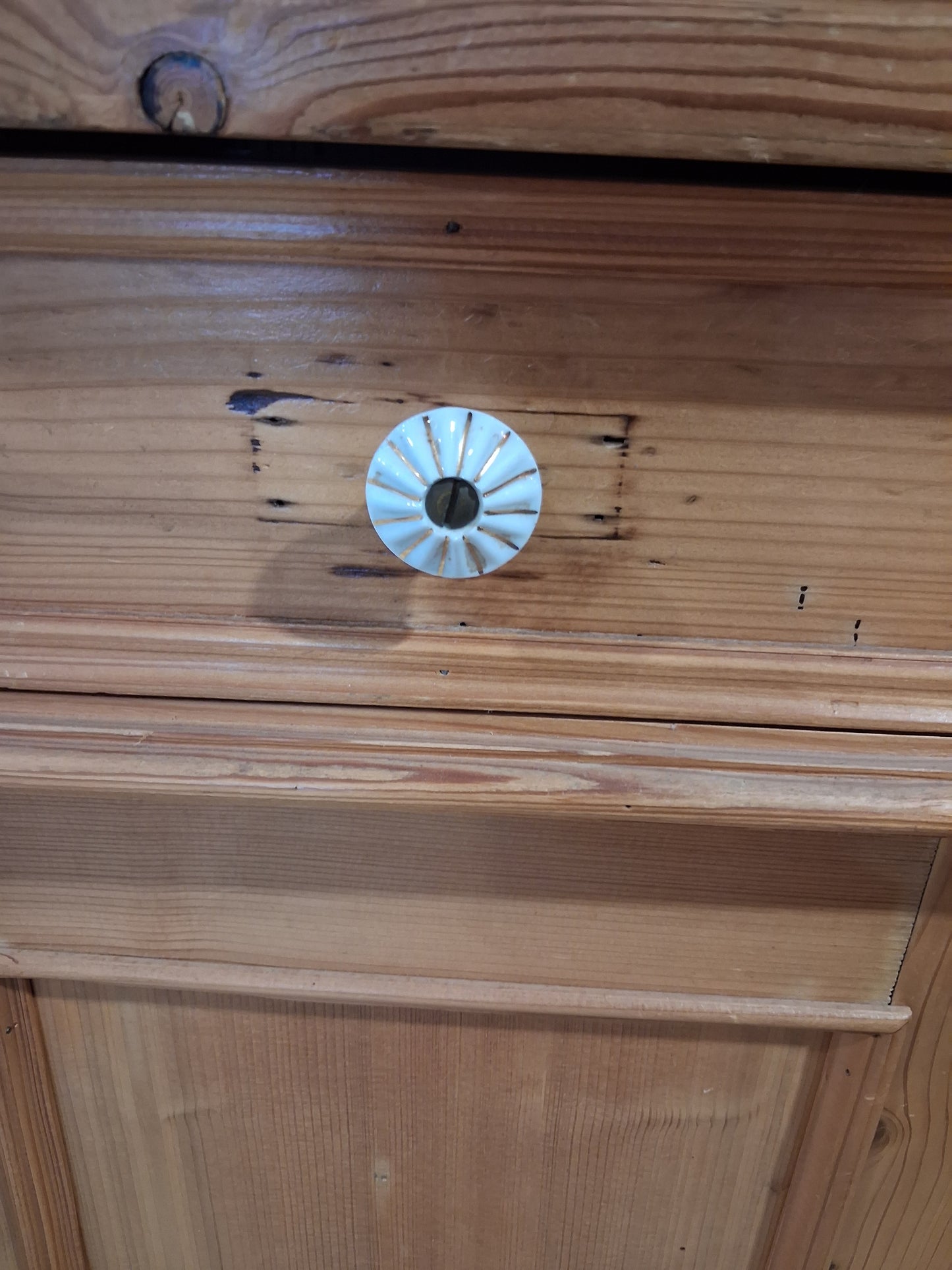 Late 1800s Rustic Pine kitchen hutch