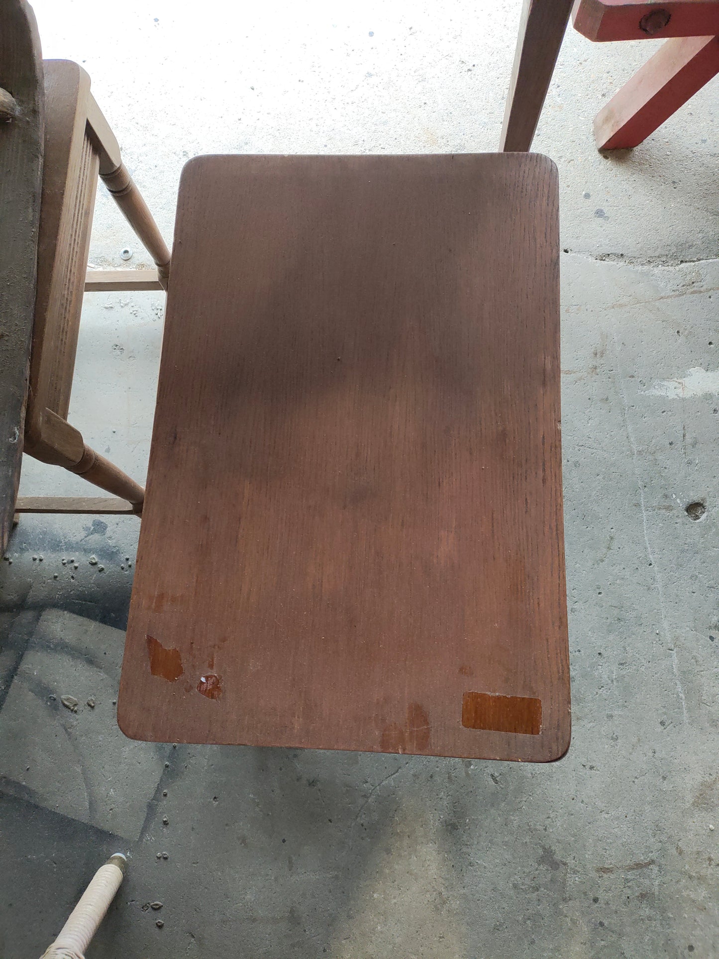Nesting table