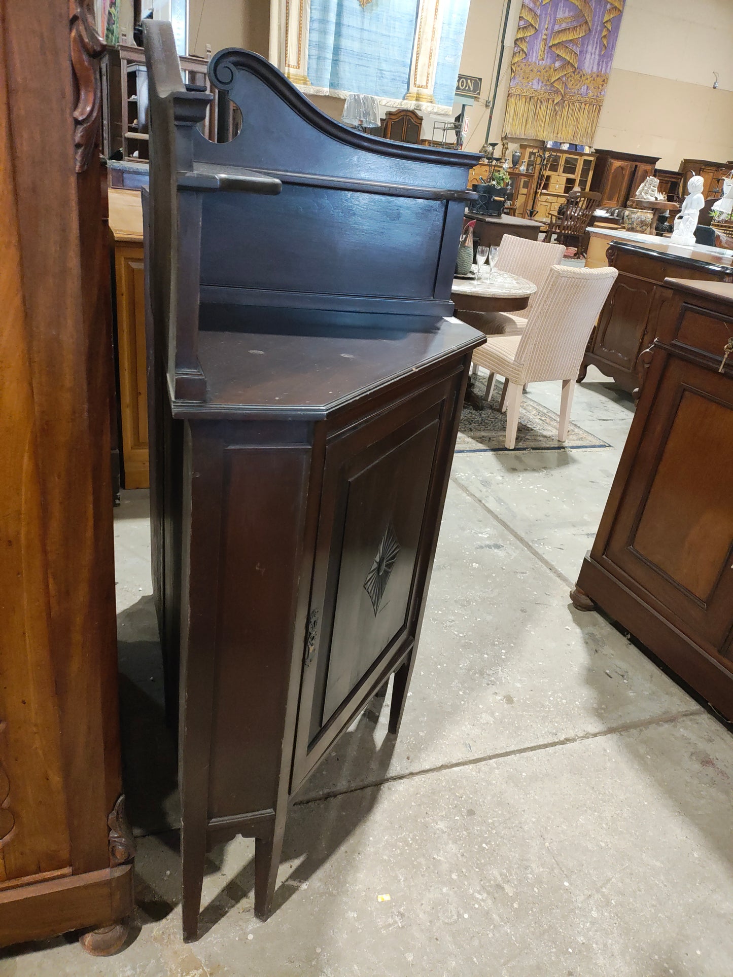 Federal Style Mahogany Corner Cabinet with Swan-Neck Gallery Back