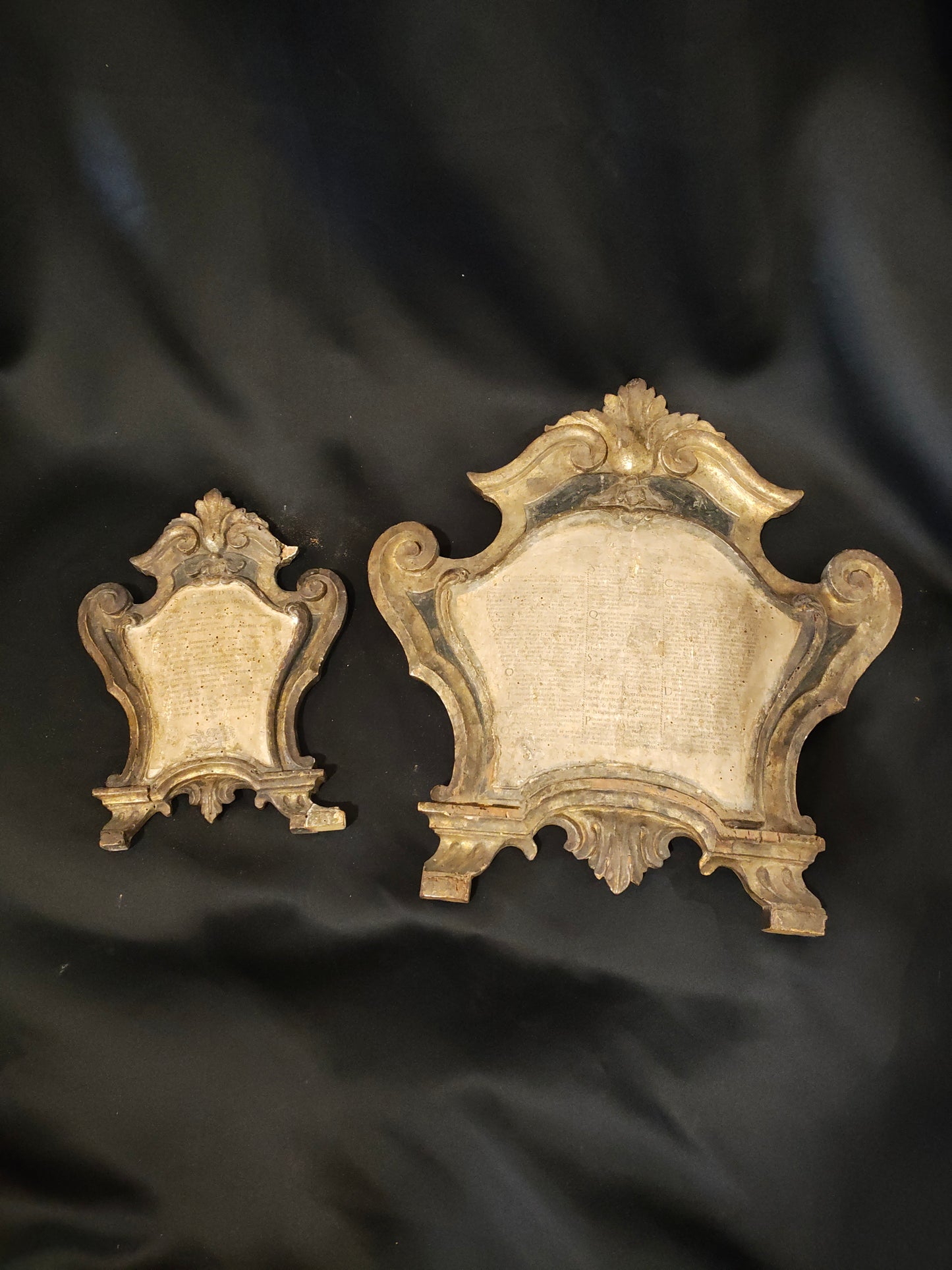 Pair of 18th Century Italian Baroque Giltwood Altar Prayer Tablets